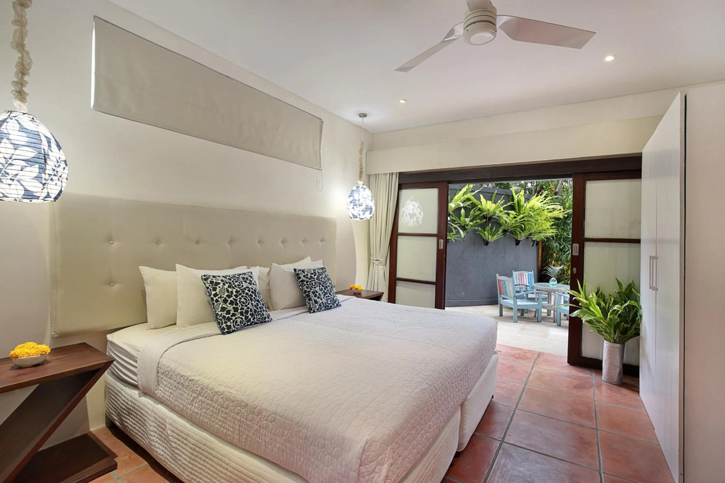 Bedroom, Bed in Villa Elleo