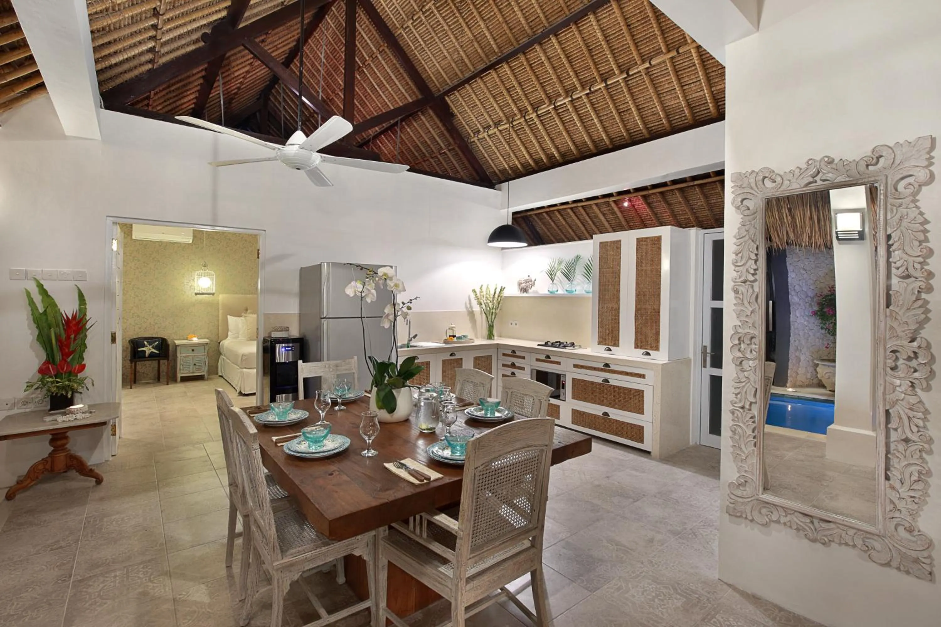 Kitchen or kitchenette in Villa Elleo