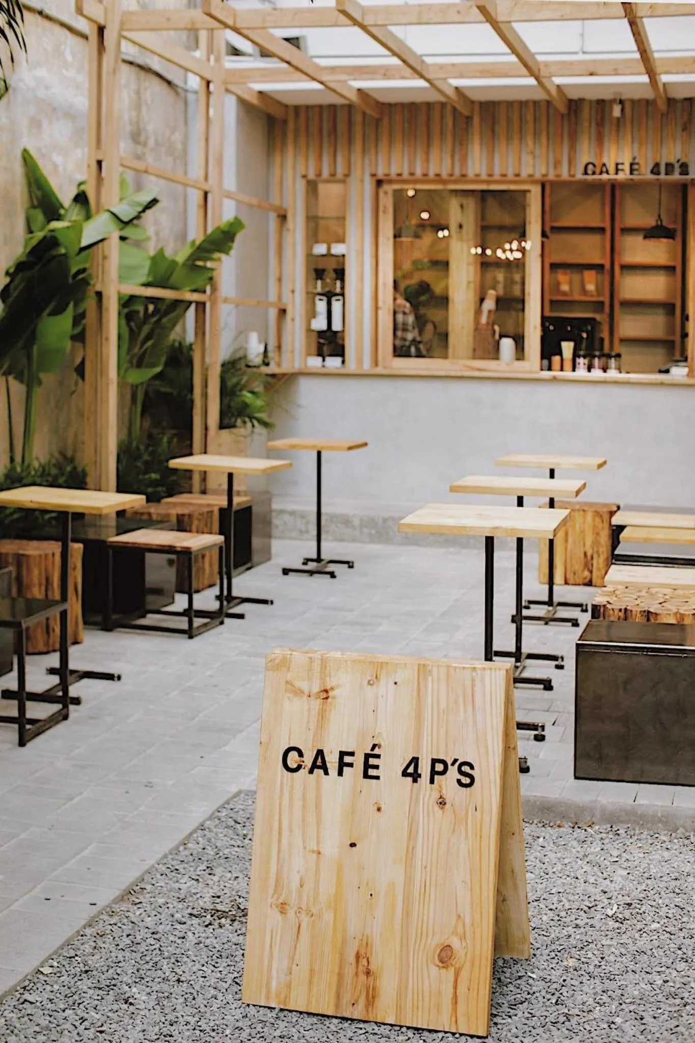 Coffee/tea facilities in M Village Living Lý Chính Thắng