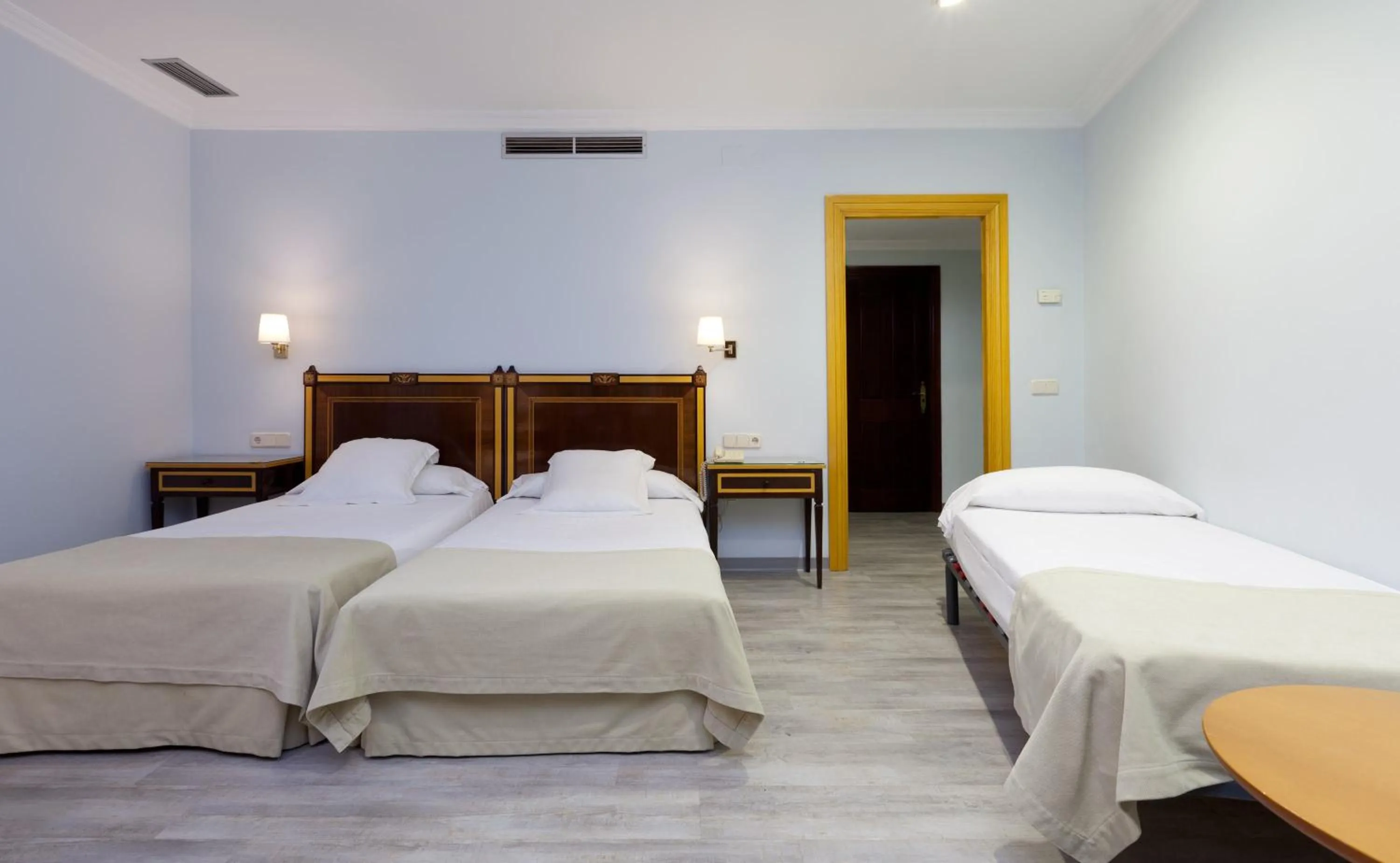 Bedroom, Bed in Hotel Don Curro