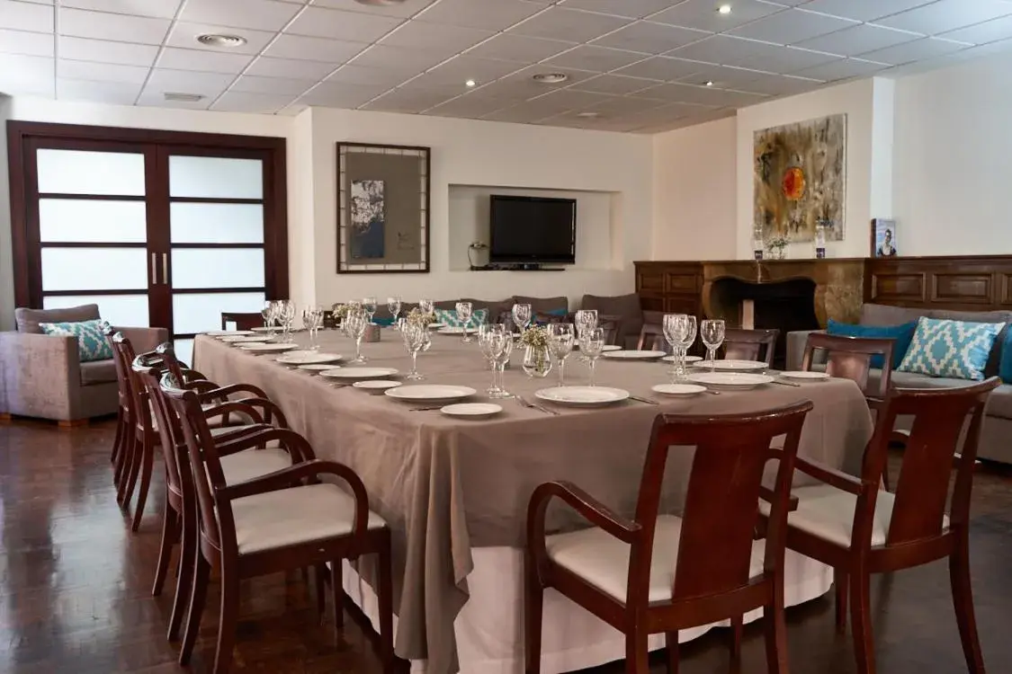 Restaurant/places to eat in Hotel Don Curro Restaurant/places to eat in Hotel Don Curro
