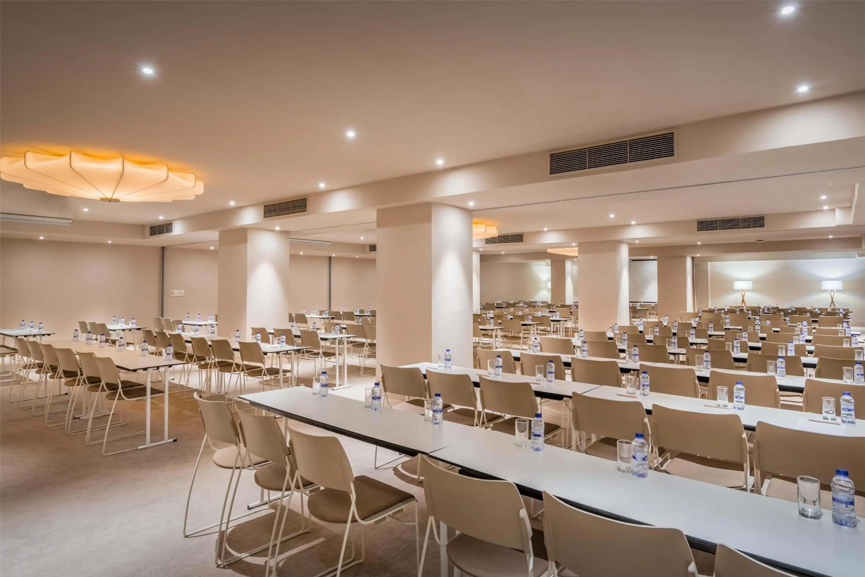 Meeting/conference room in Barceló Bilbao Nervión