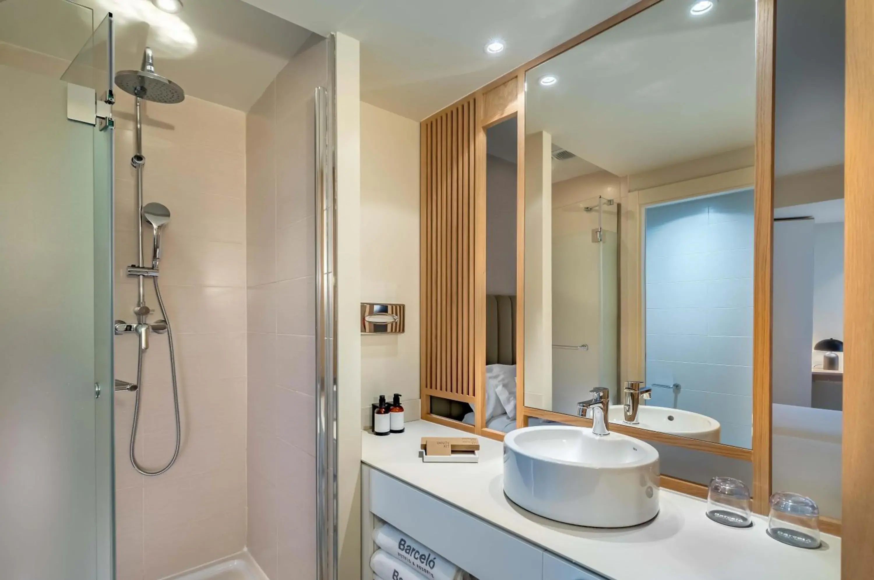 Bathroom in Barceló Bilbao Nervión Bathroom in Barceló Bilbao Nervión
