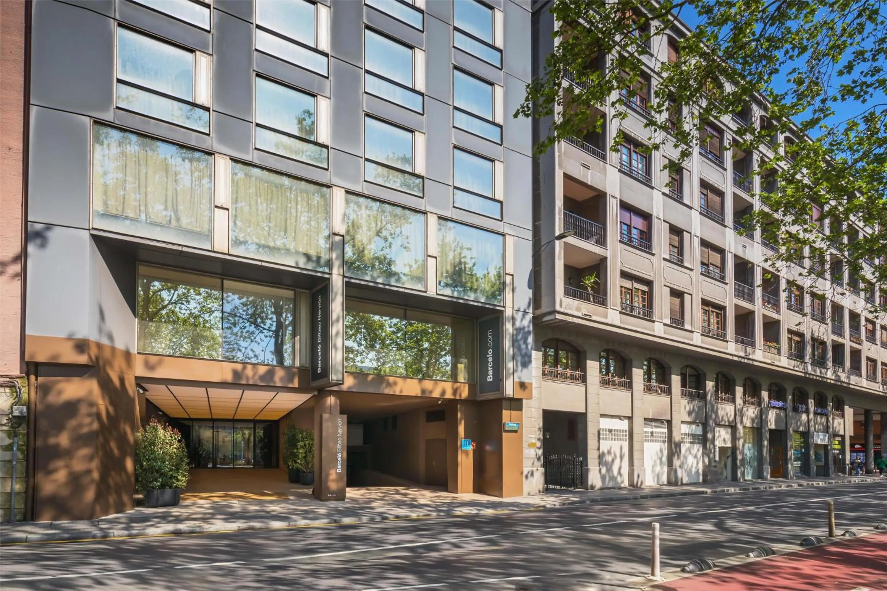 Property building in Barceló Bilbao Nervión