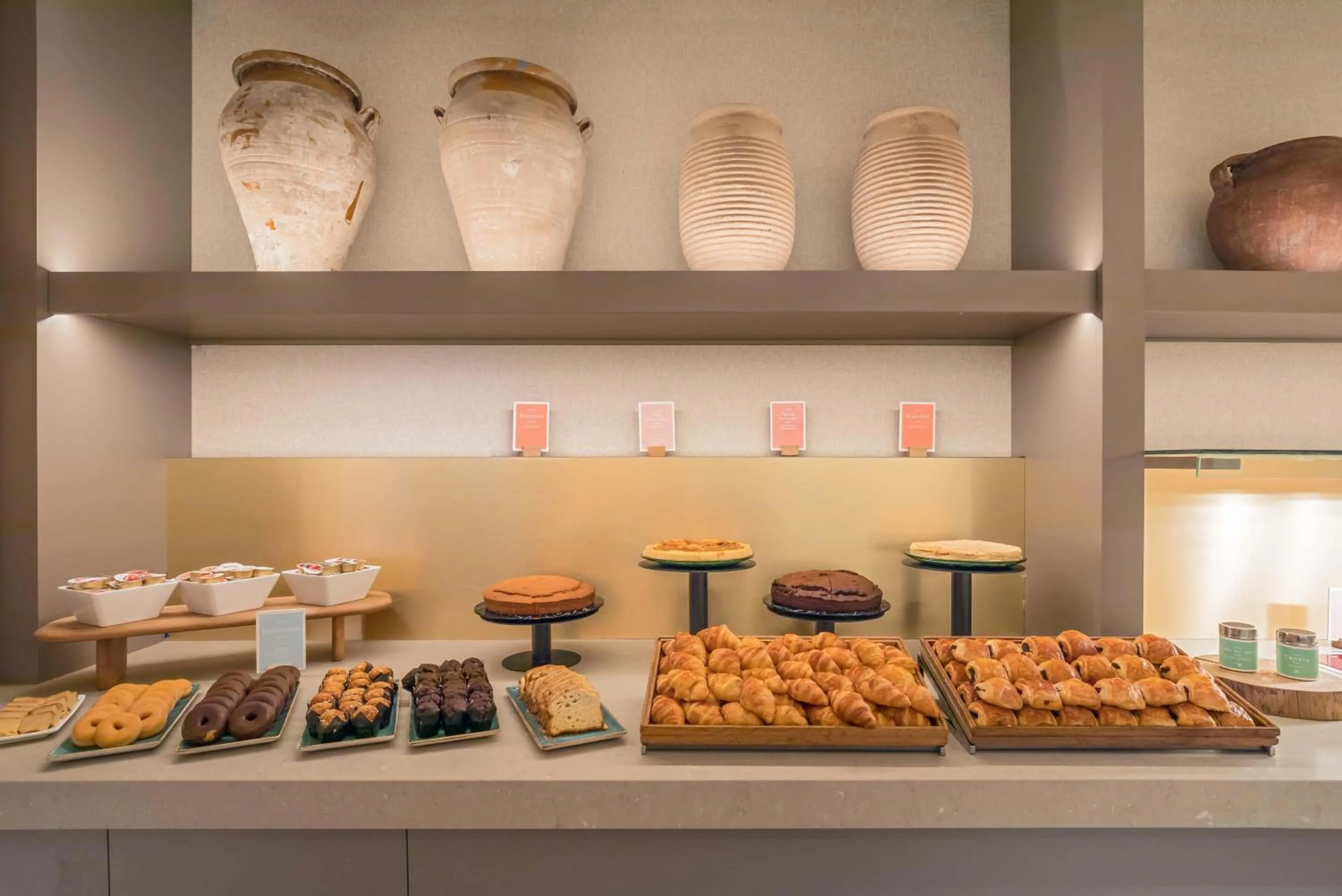 Restaurant/places to eat in Barceló Bilbao Nervión