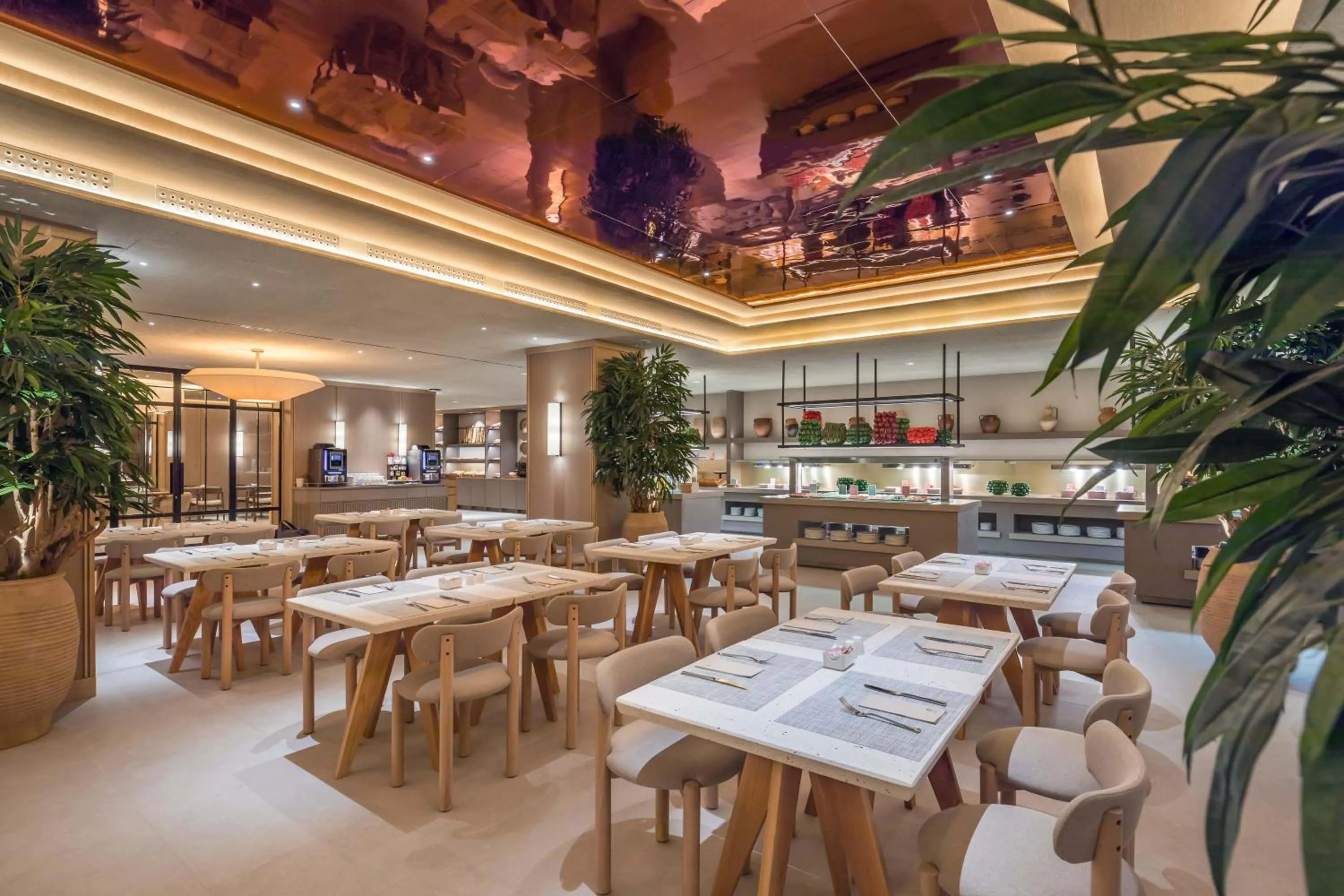 Restaurant/places to eat in Barceló Bilbao Nervión