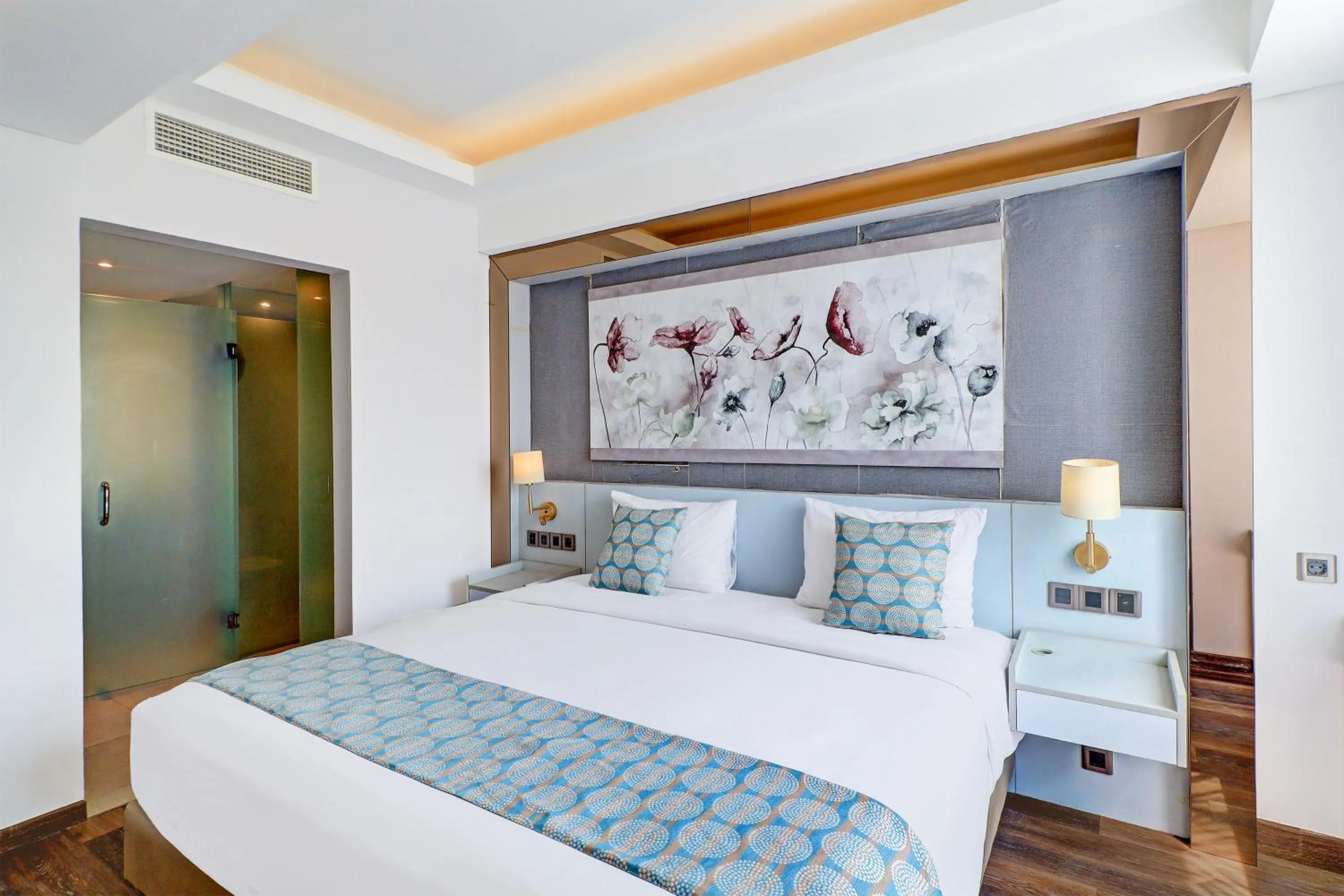 Bed in Sunday Hotel Arshika Sunset Road