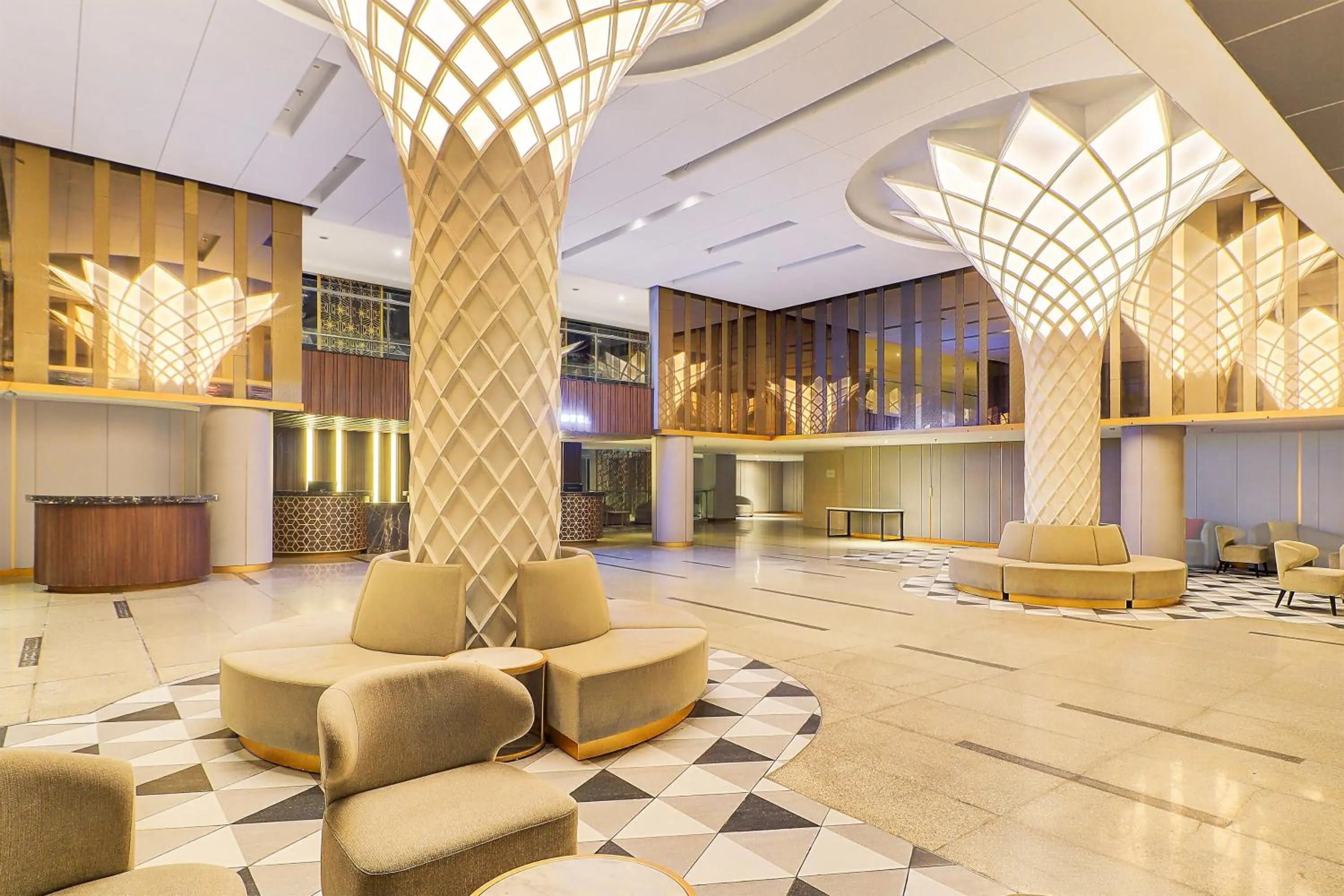 Lobby or reception in Sunday Hotel Arshika Sunset Road