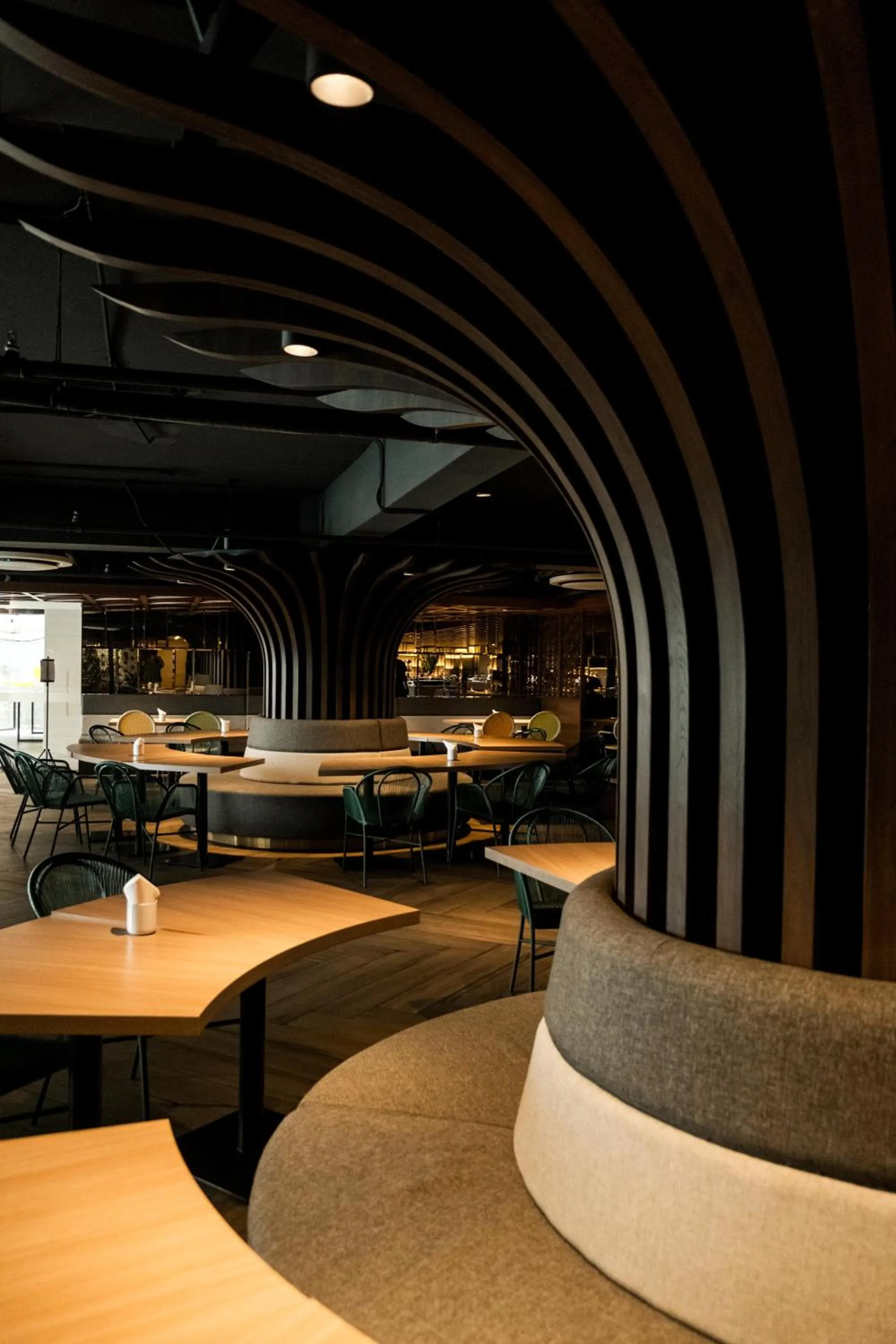 Restaurant/places to eat in Sunday Hotel Arshika Sunset Road