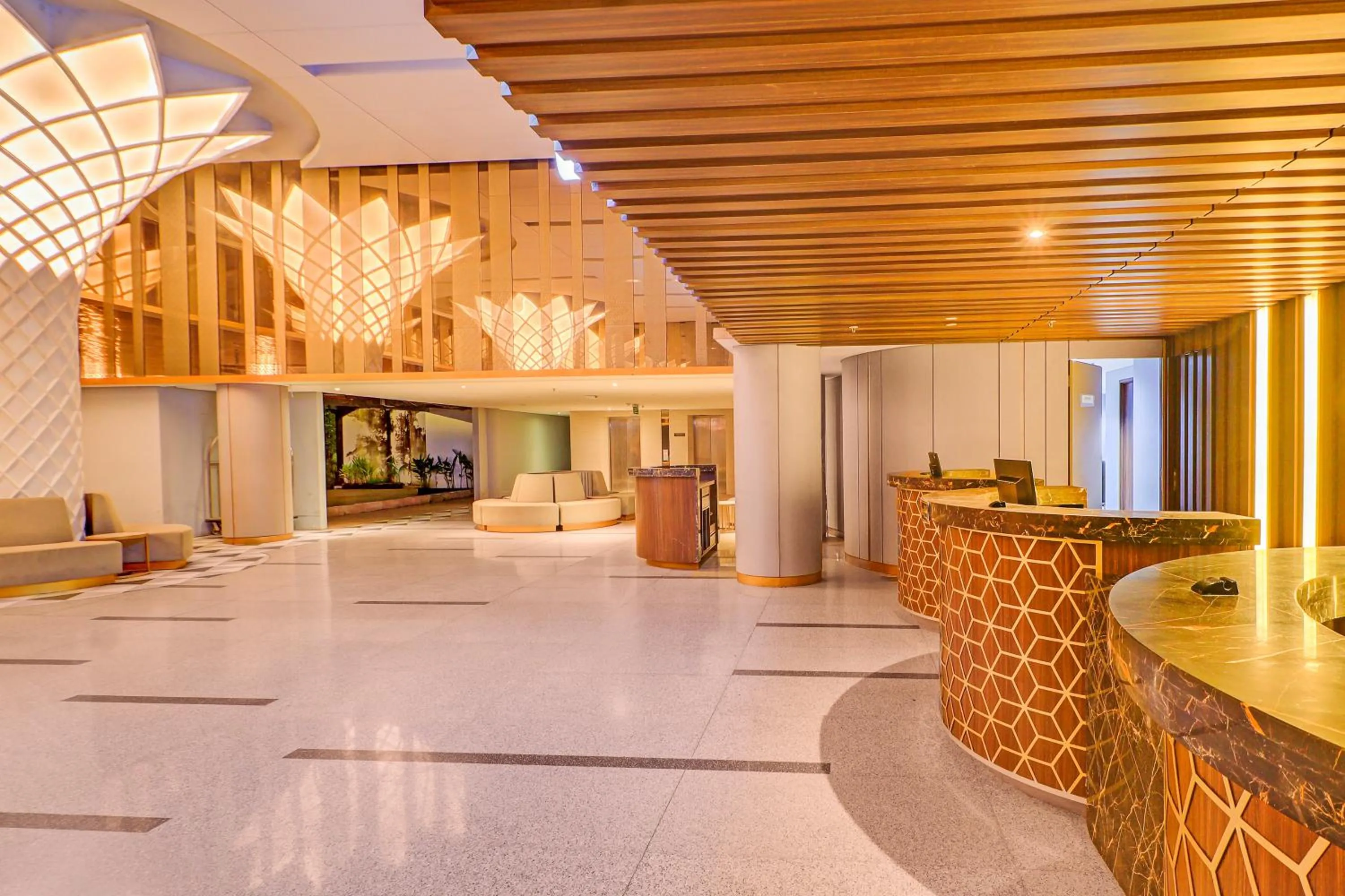 Lobby or reception in Sunday Hotel Arshika Sunset Road