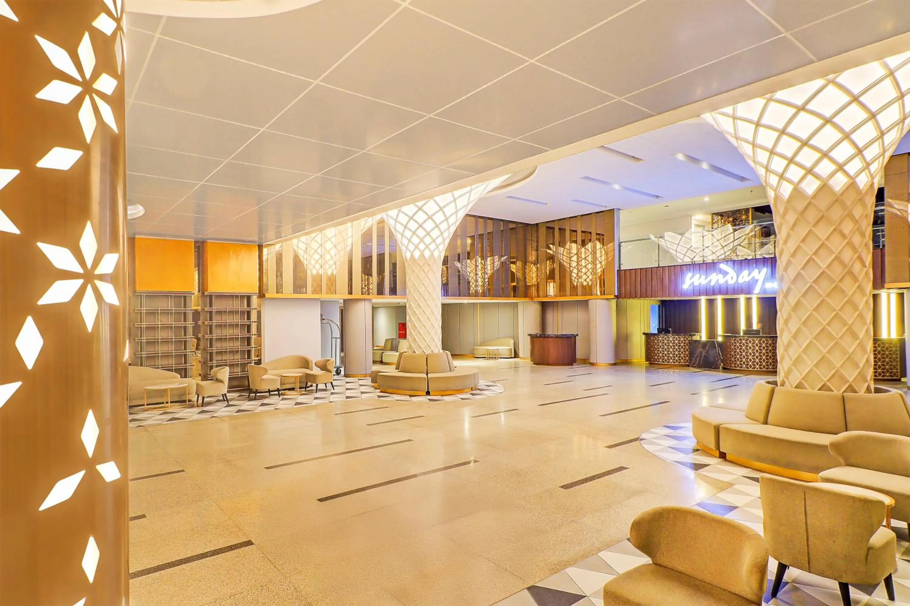 Seating area in Sunday Hotel Arshika Sunset Road