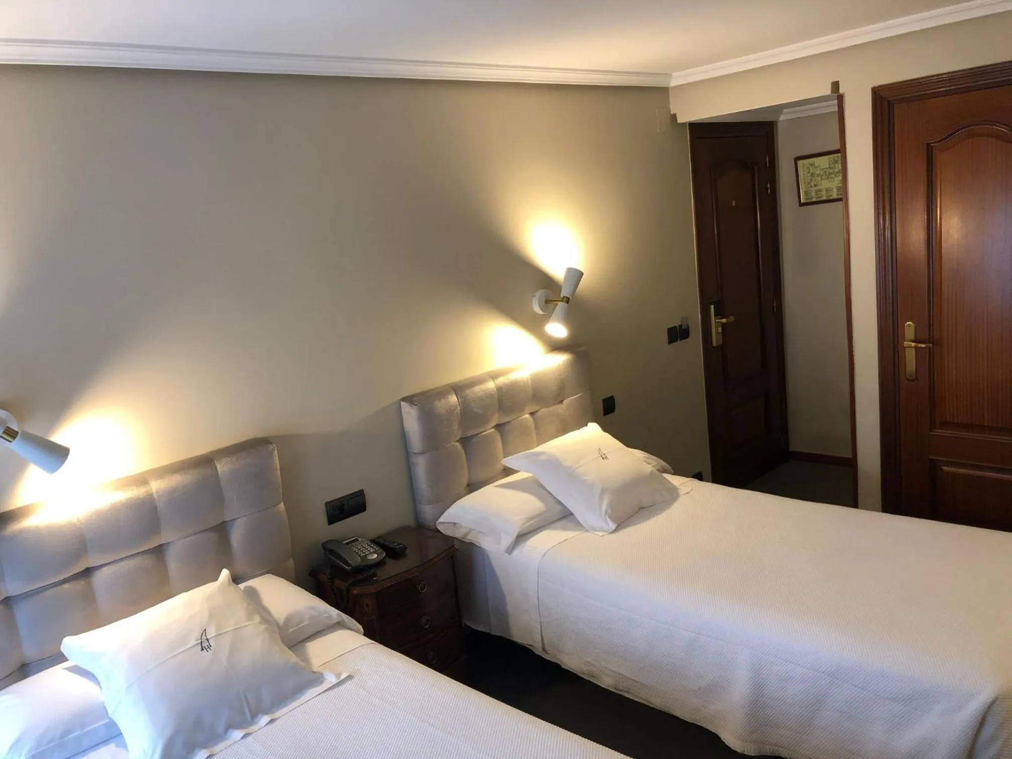 Bed in Hostal Astoria