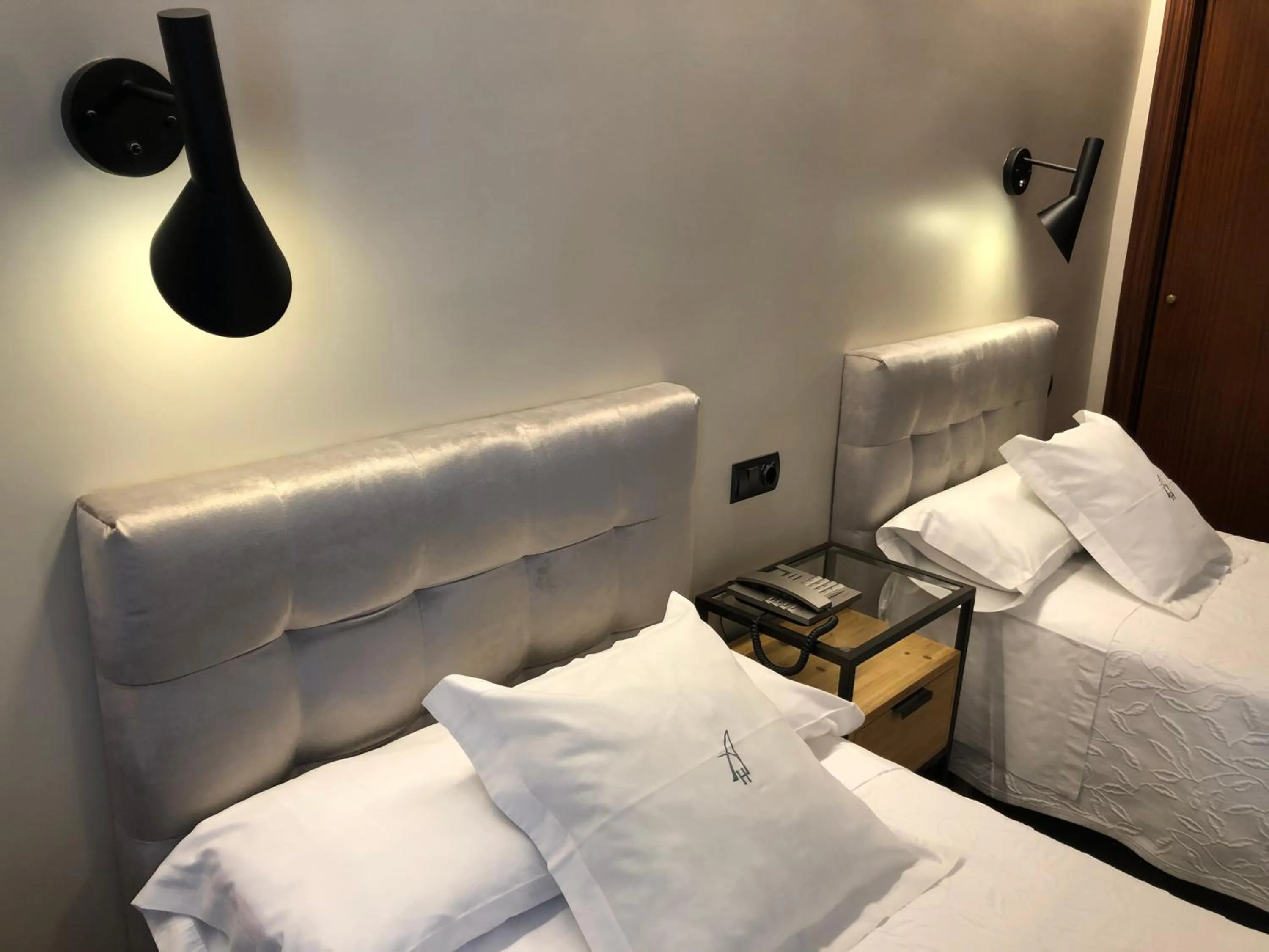 Decorative detail, Bed in Hostal Astoria