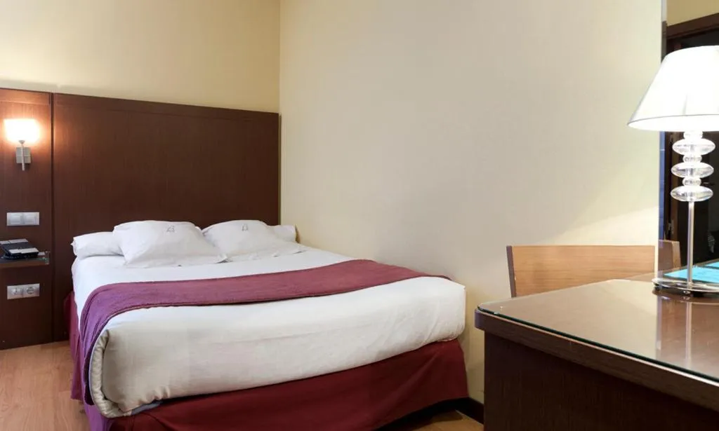 Bed in Hostal Astoria