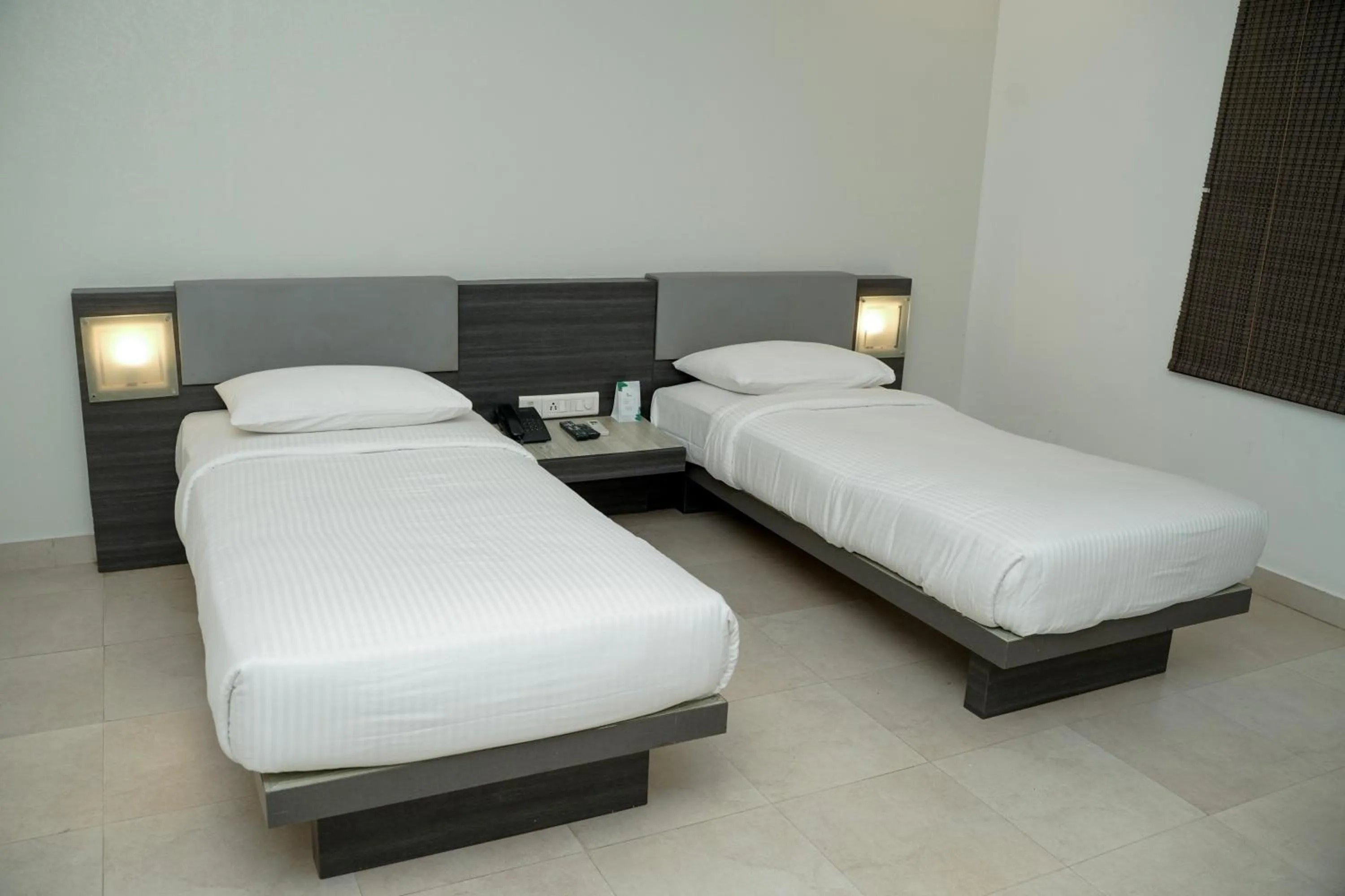 Bed in Hotel Palm shore