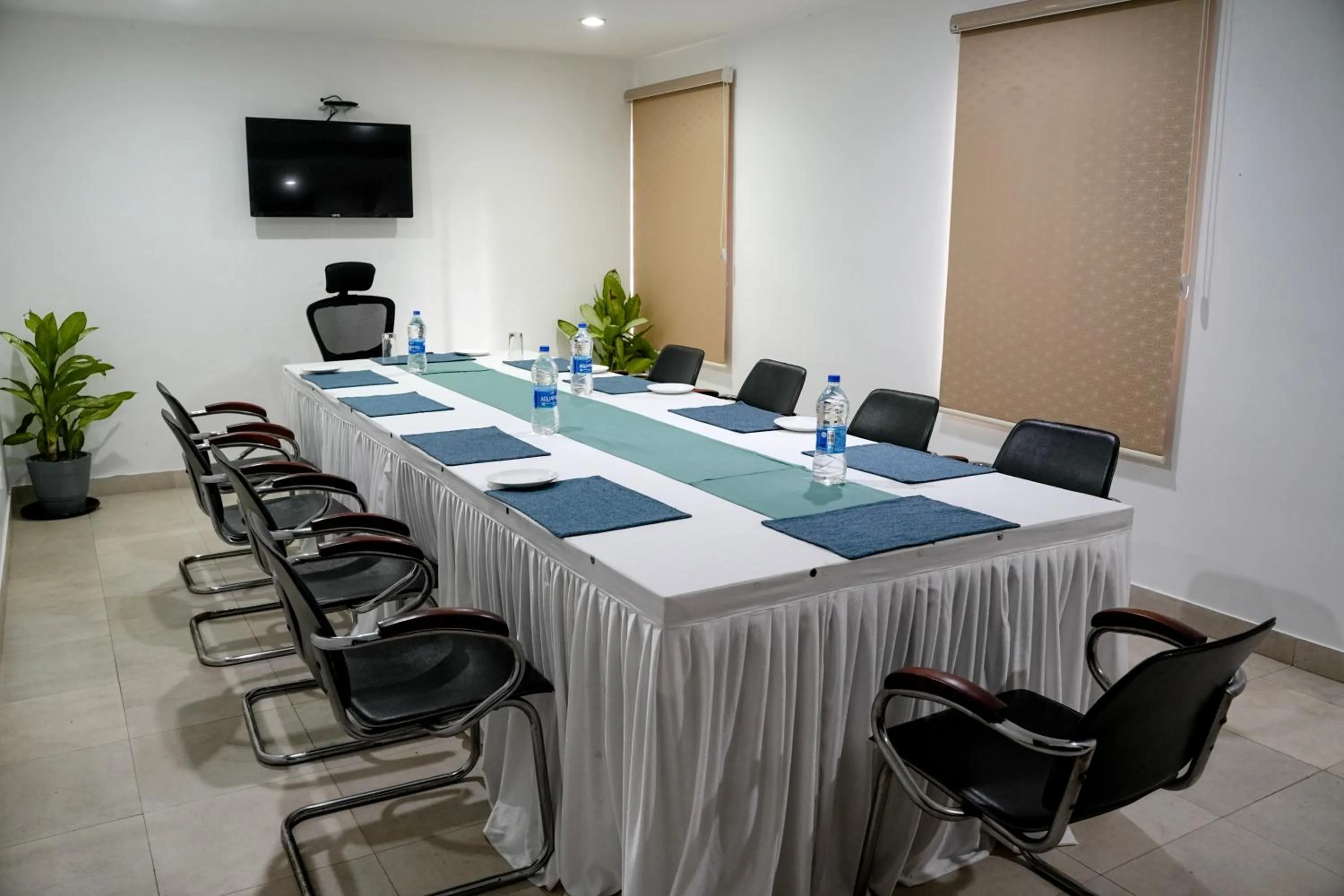 Property building in Hotel Palm shore