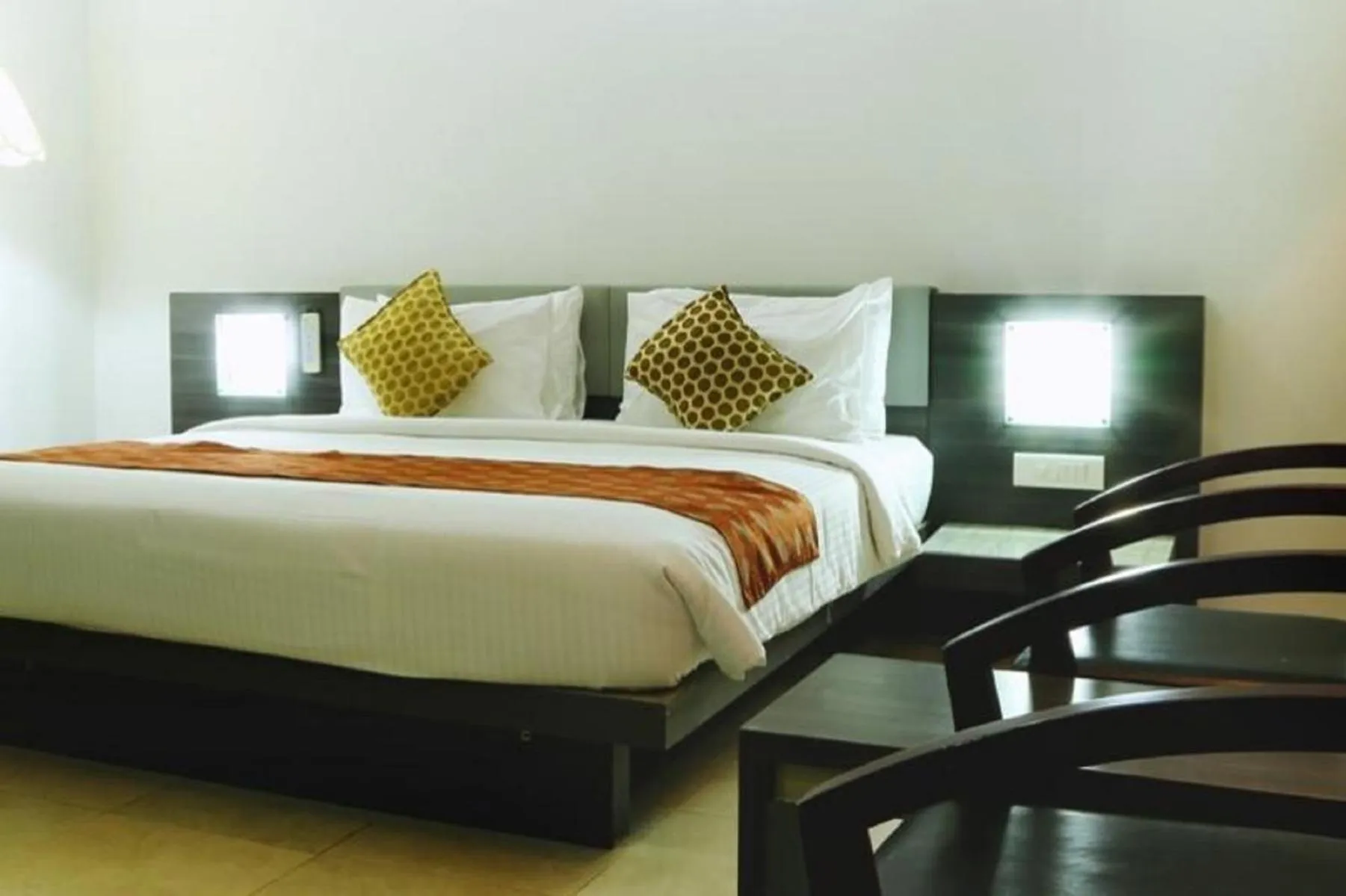 Bed in Hotel Palm shore