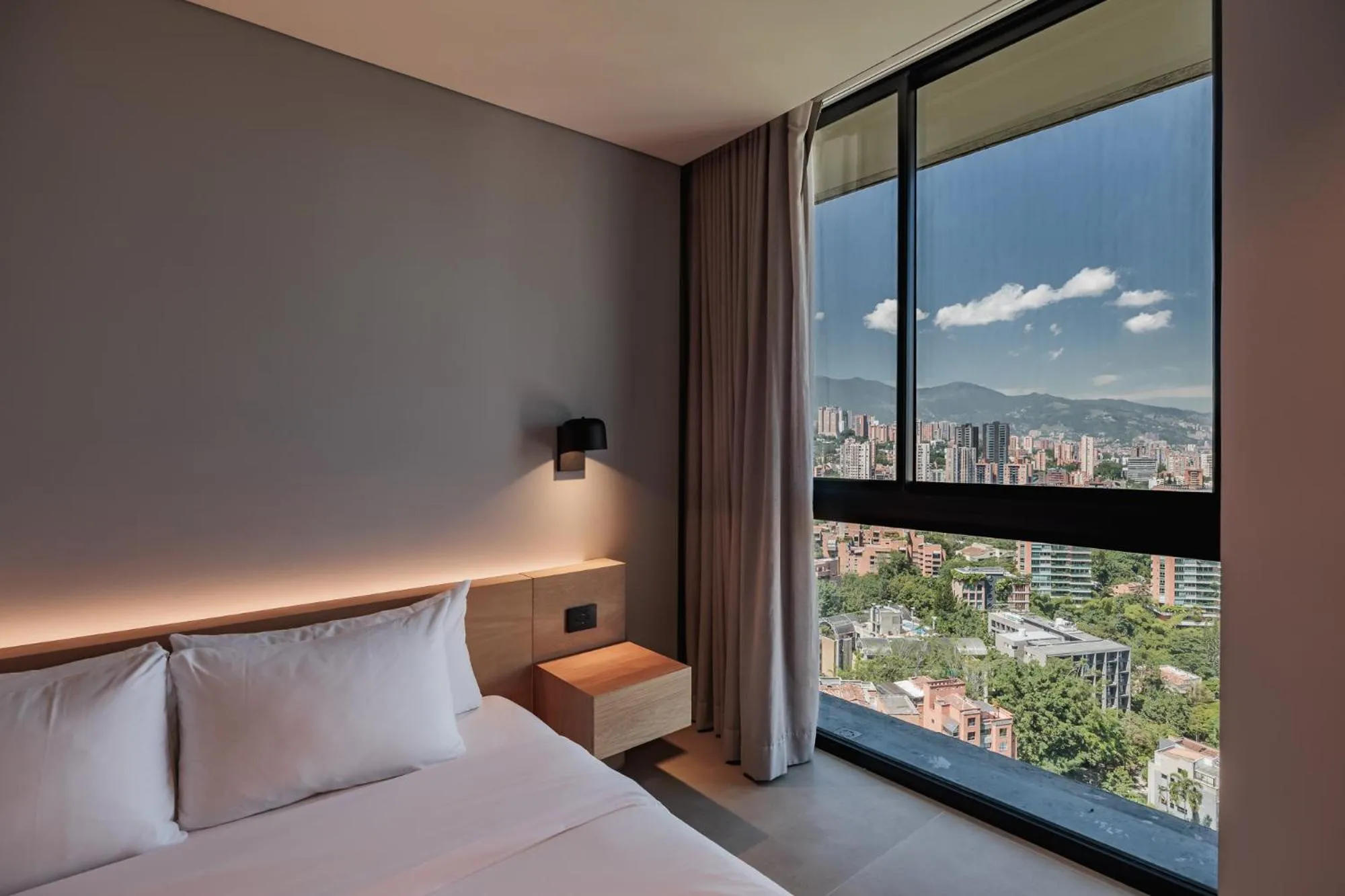 City view, Bed in Seissta Medellín