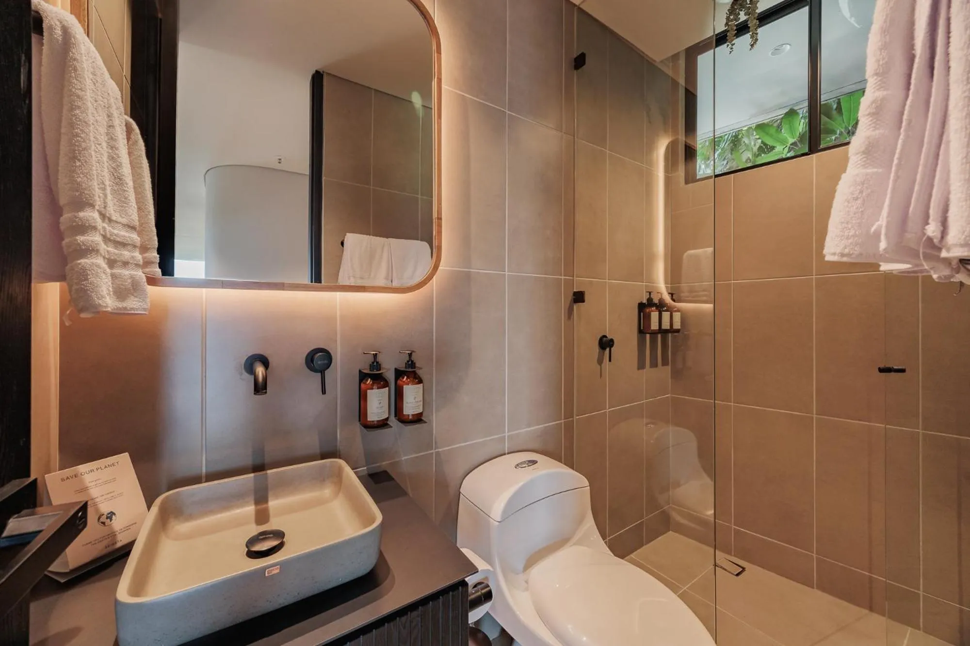 Shower in Seissta Medellín