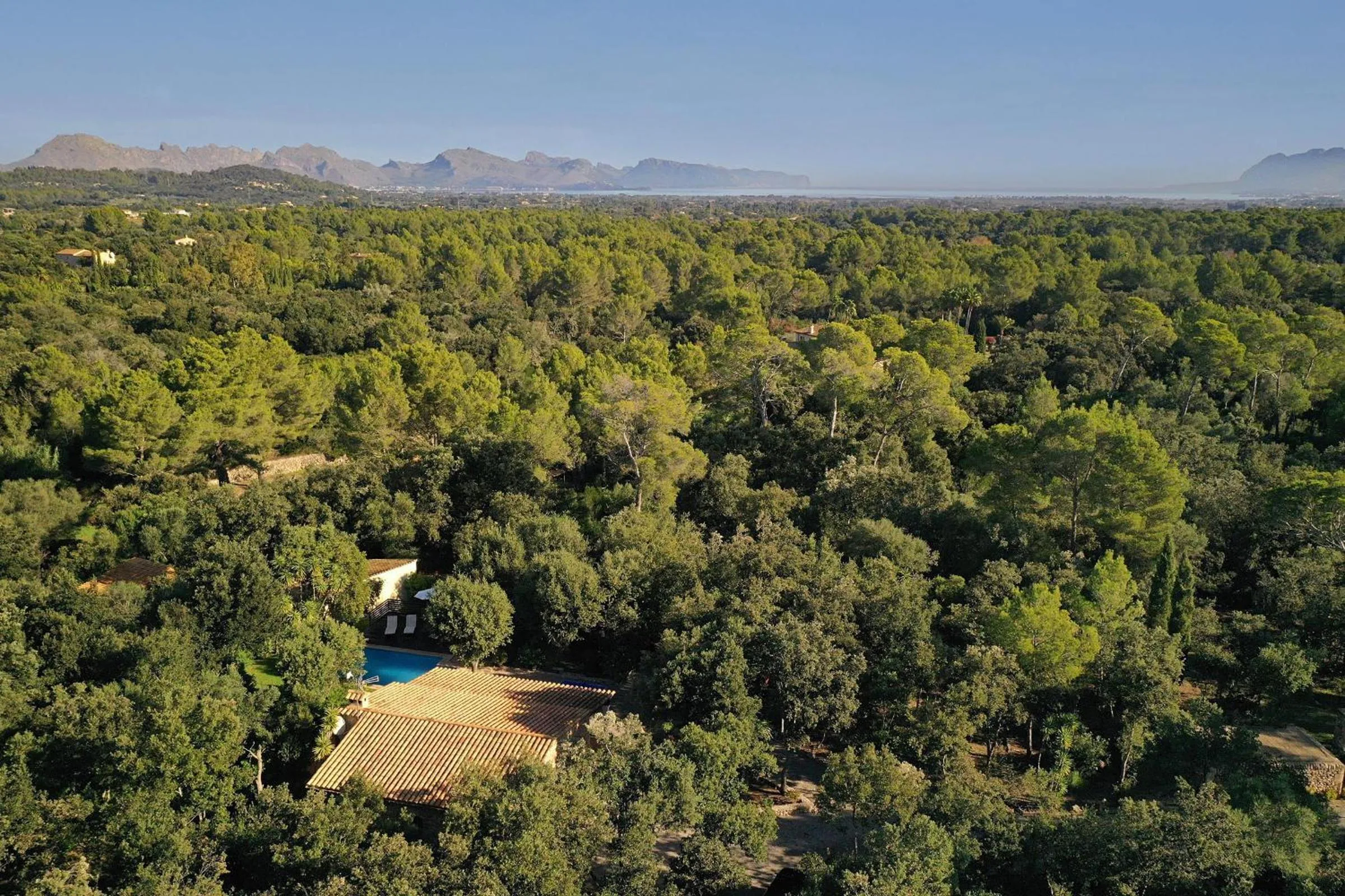 Bird's eye view in Villa Can Moranta - Pedro Monjo