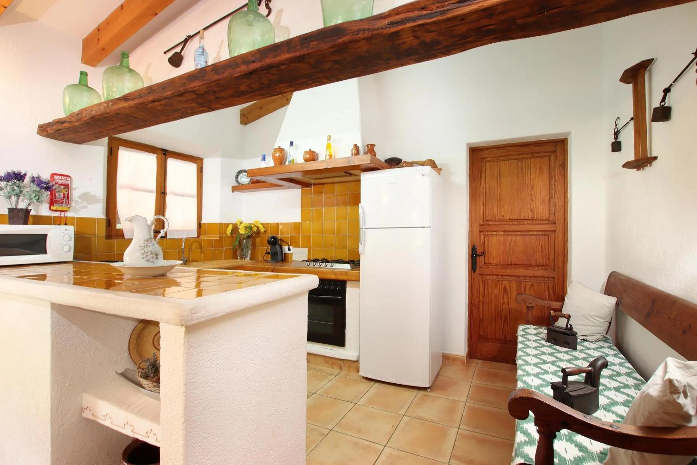 Kitchen or kitchenette in Villa Can Moranta - Pedro Monjo