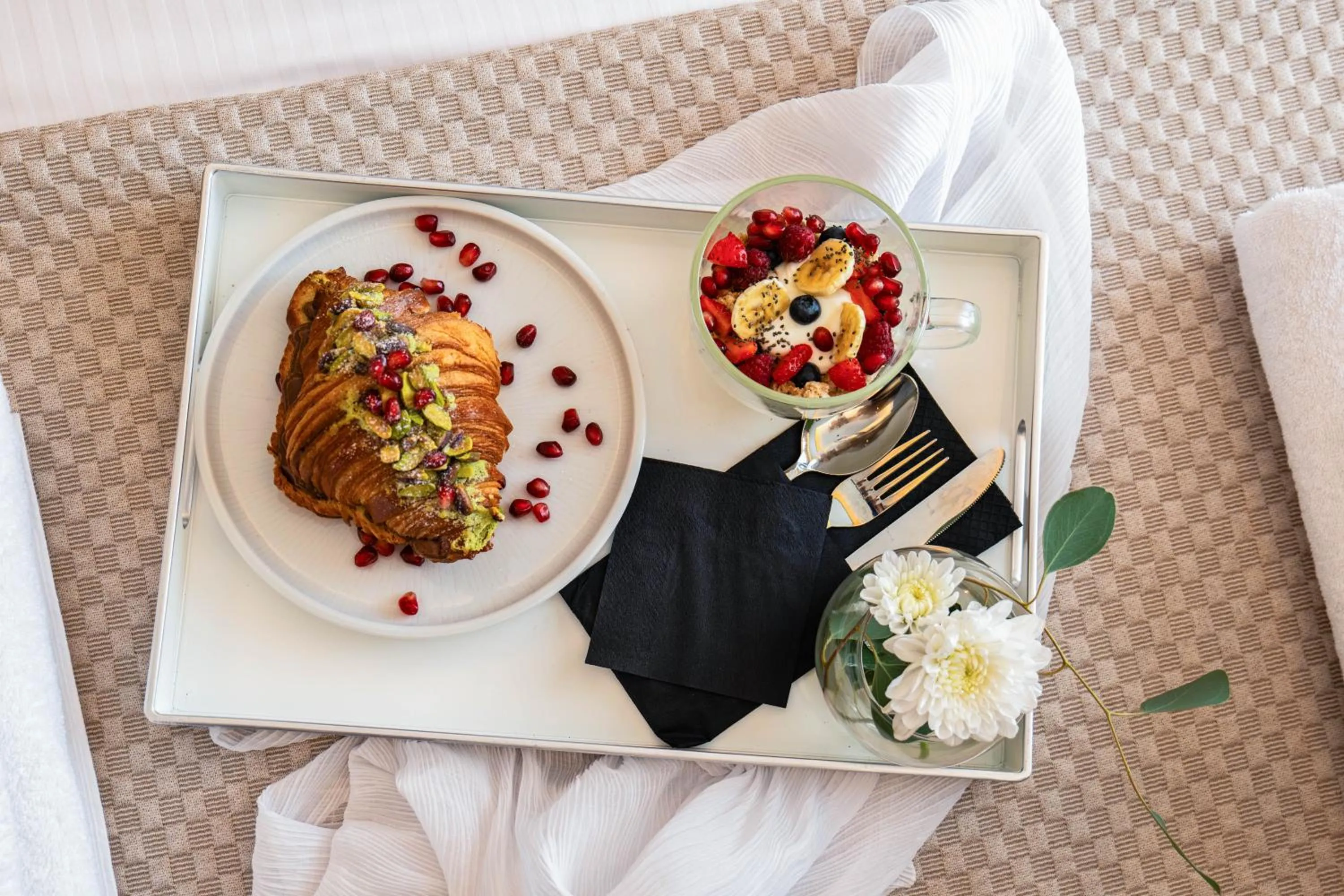 Food in Gate Twenty Two Boutique Hotel