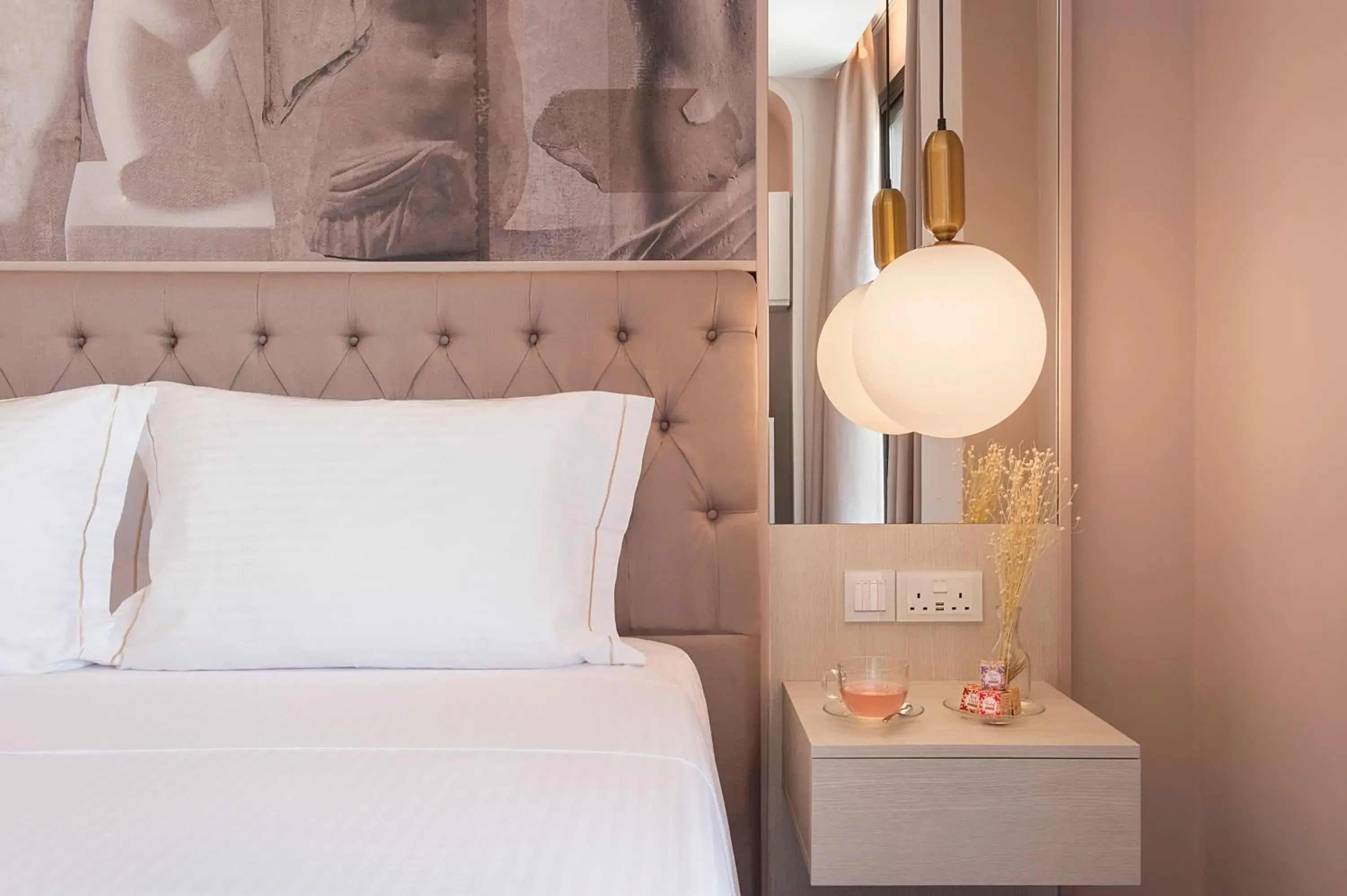 Bed in Gate Twenty Two Boutique Hotel Bed in Gate Twenty Two Boutique Hotel