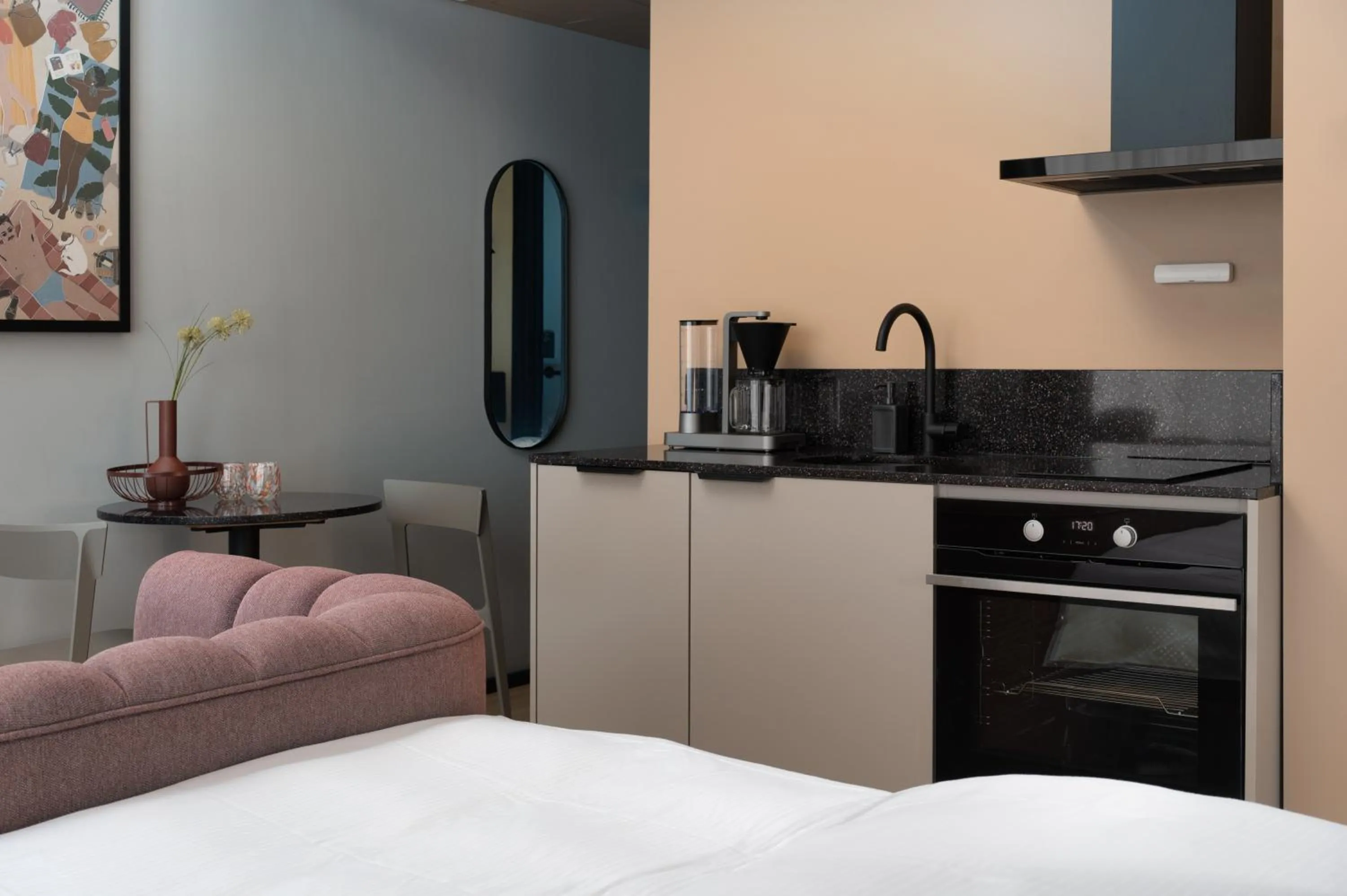 Coffee/tea facilities, Bed in Skaret by VANDER