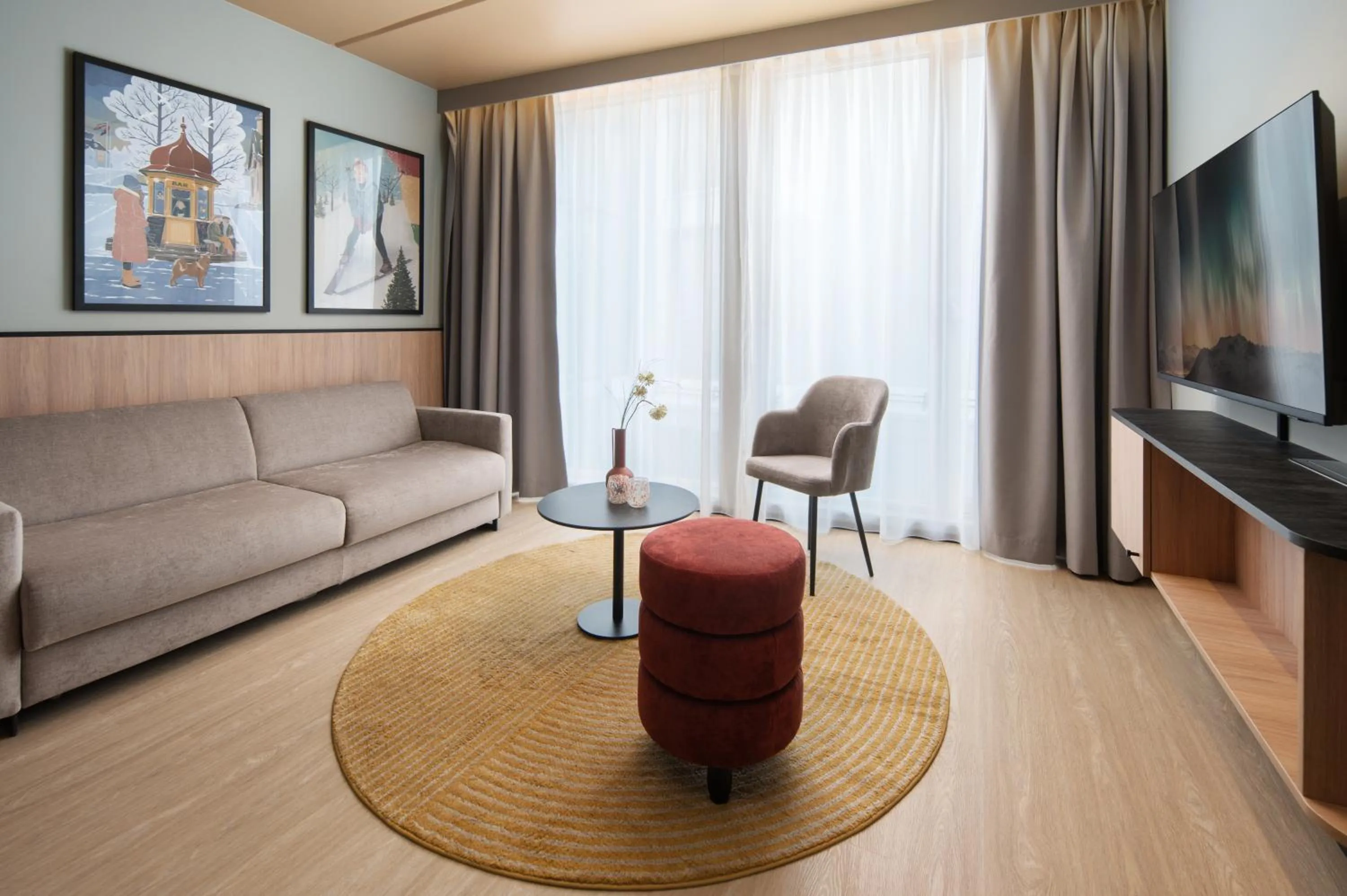 Photo of the whole room in Skaret by VANDER