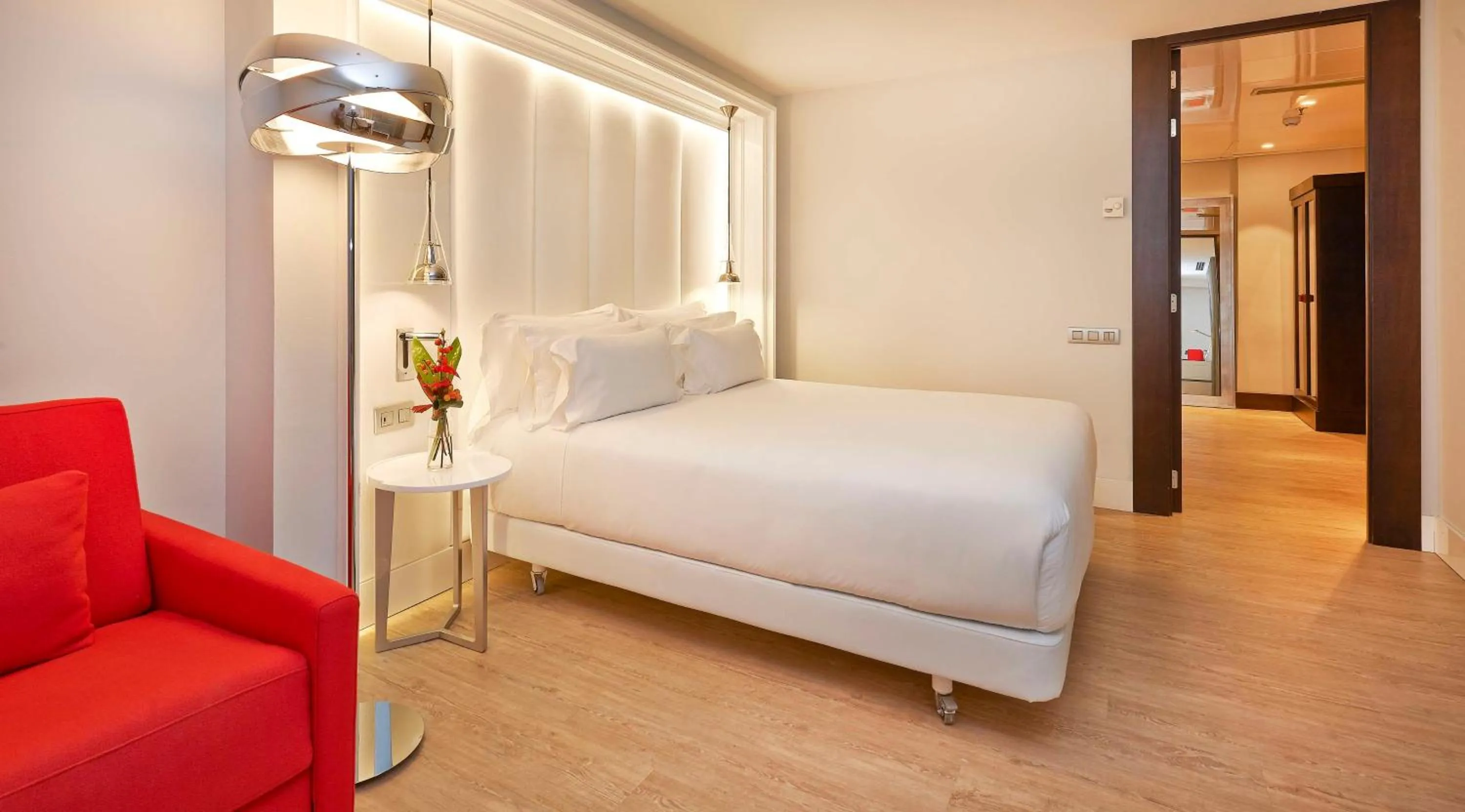 Junior Suite in NH Collection Barcelona Gran Hotel Calderon
