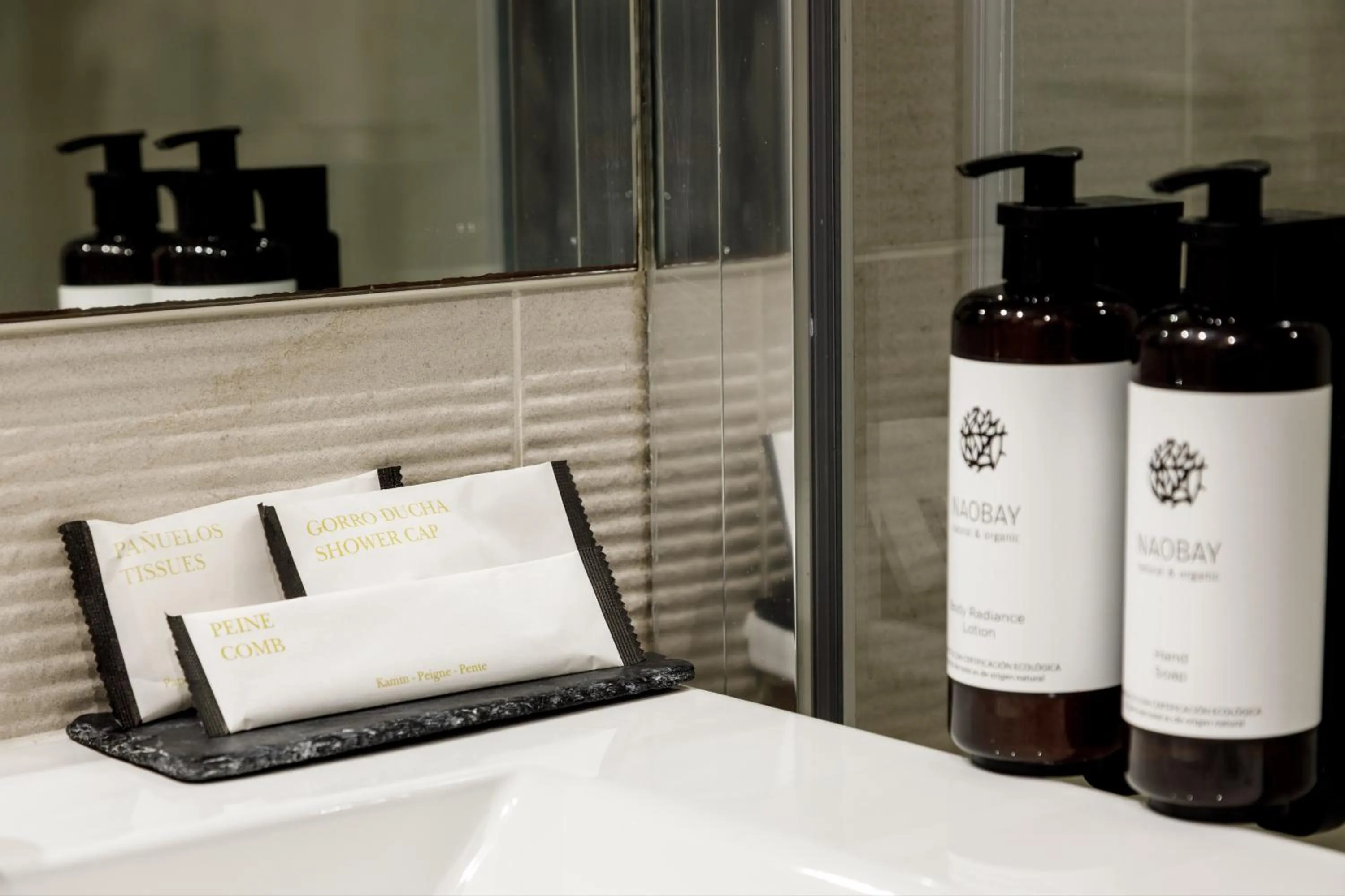 Decorative detail in Aparthotel Mariano Cubi Barcelona