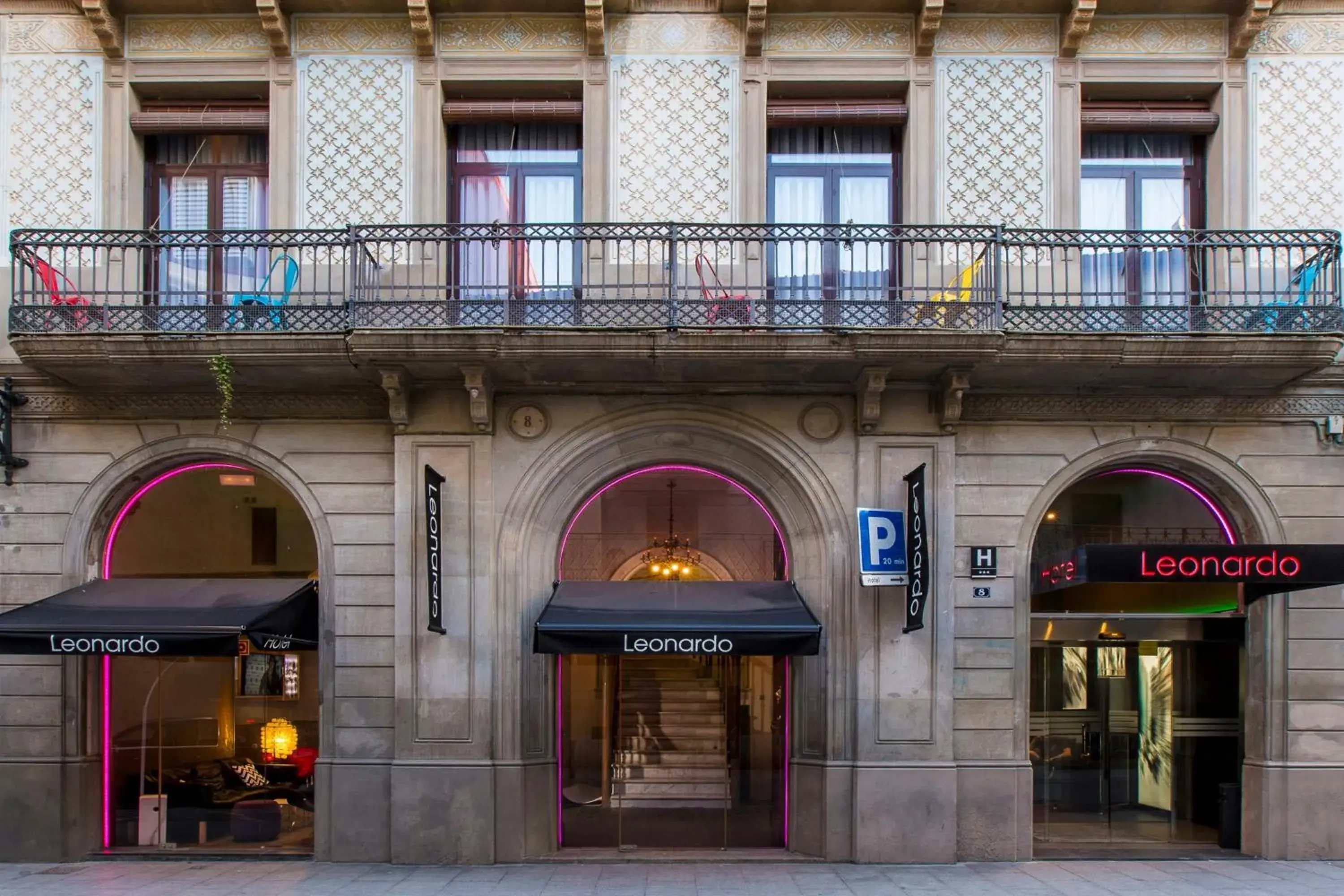 Property building in Leonardo Hotel Barcelona Las Ramblas Property building in Leonardo Hotel Barcelona Las Ramblas