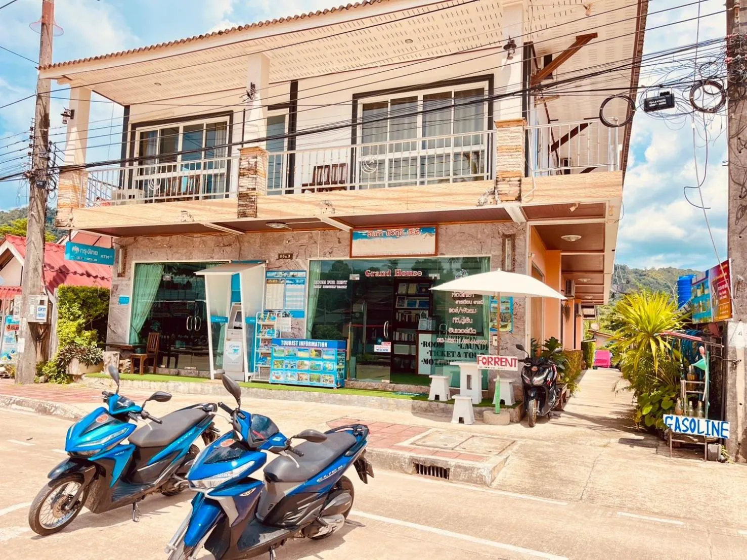 Property building in Lanta Grand House