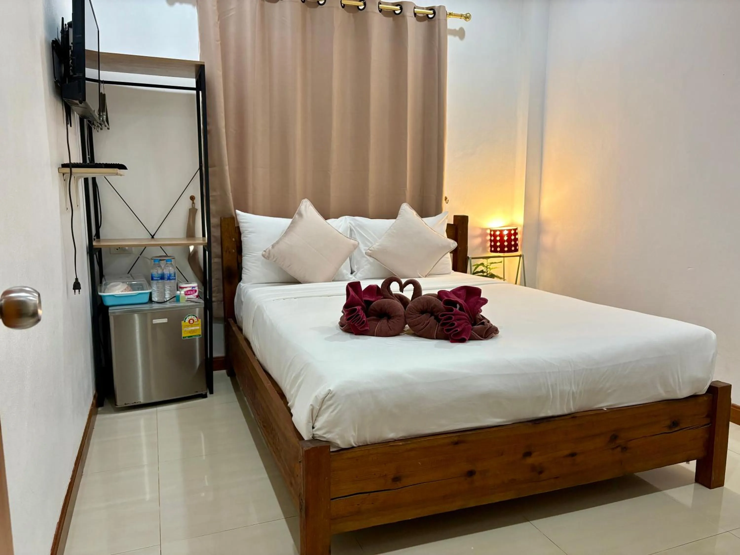 Bed in Lanta Grand House