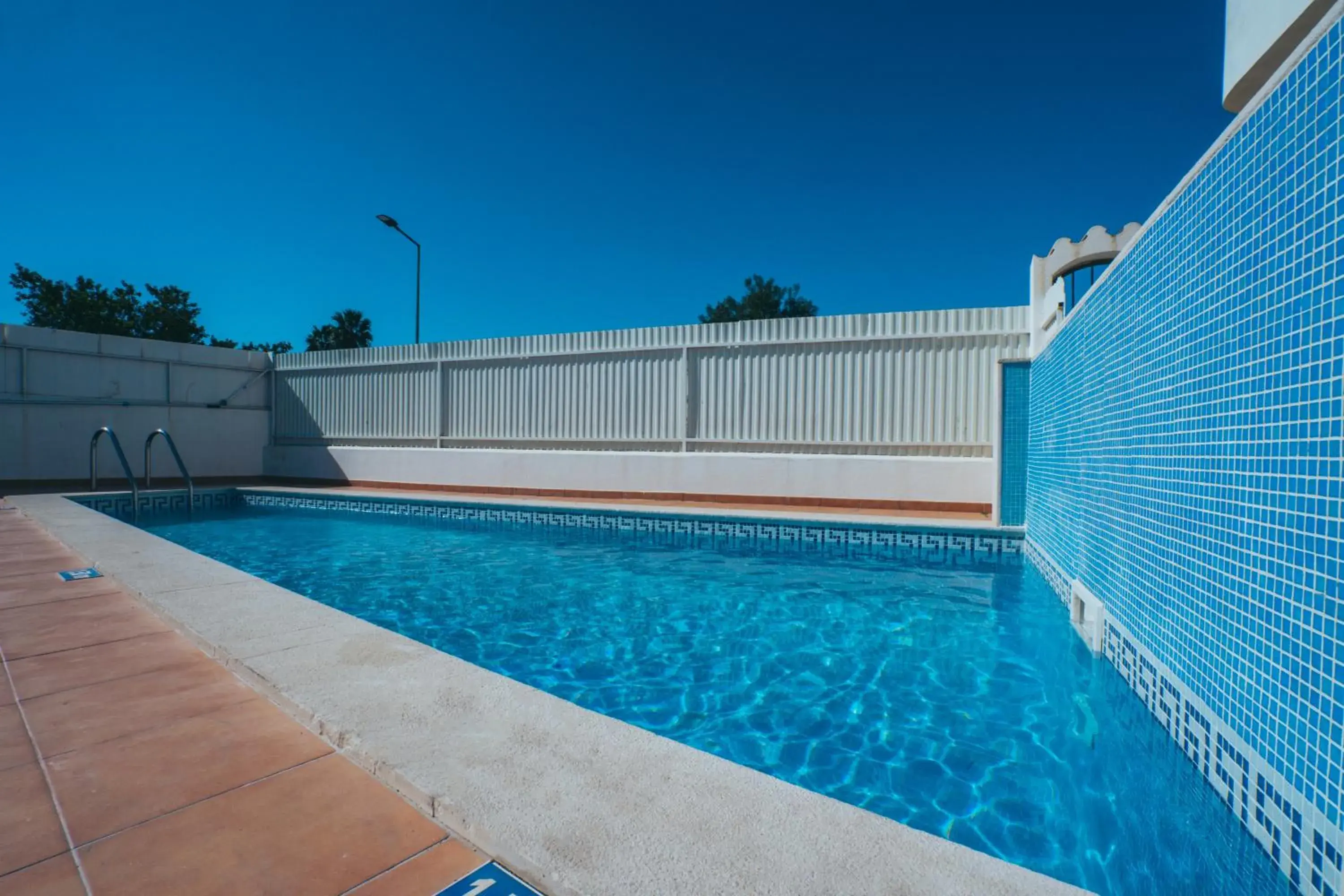 Studio in Torre da Aldeia by Umbral Studio in Torre da Aldeia by Umbral