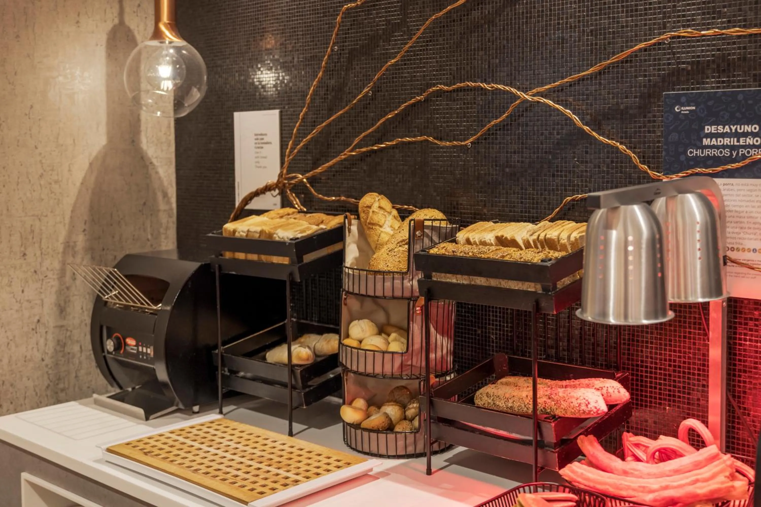 Buffet breakfast in Ilunion Pio XII