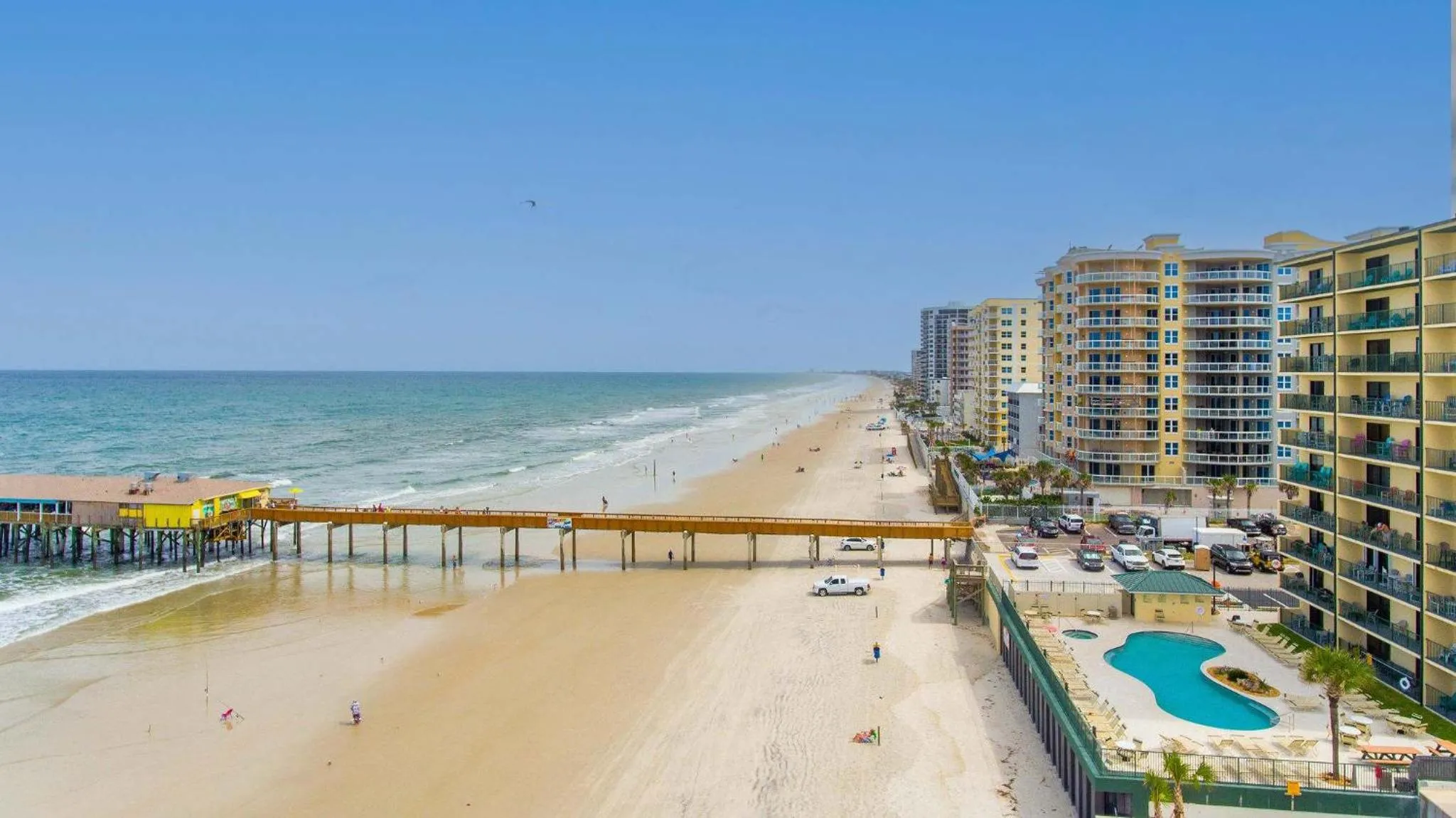 Ocean Front Condo with Amazing Views! Sunglow Resort 402 by Brightwild