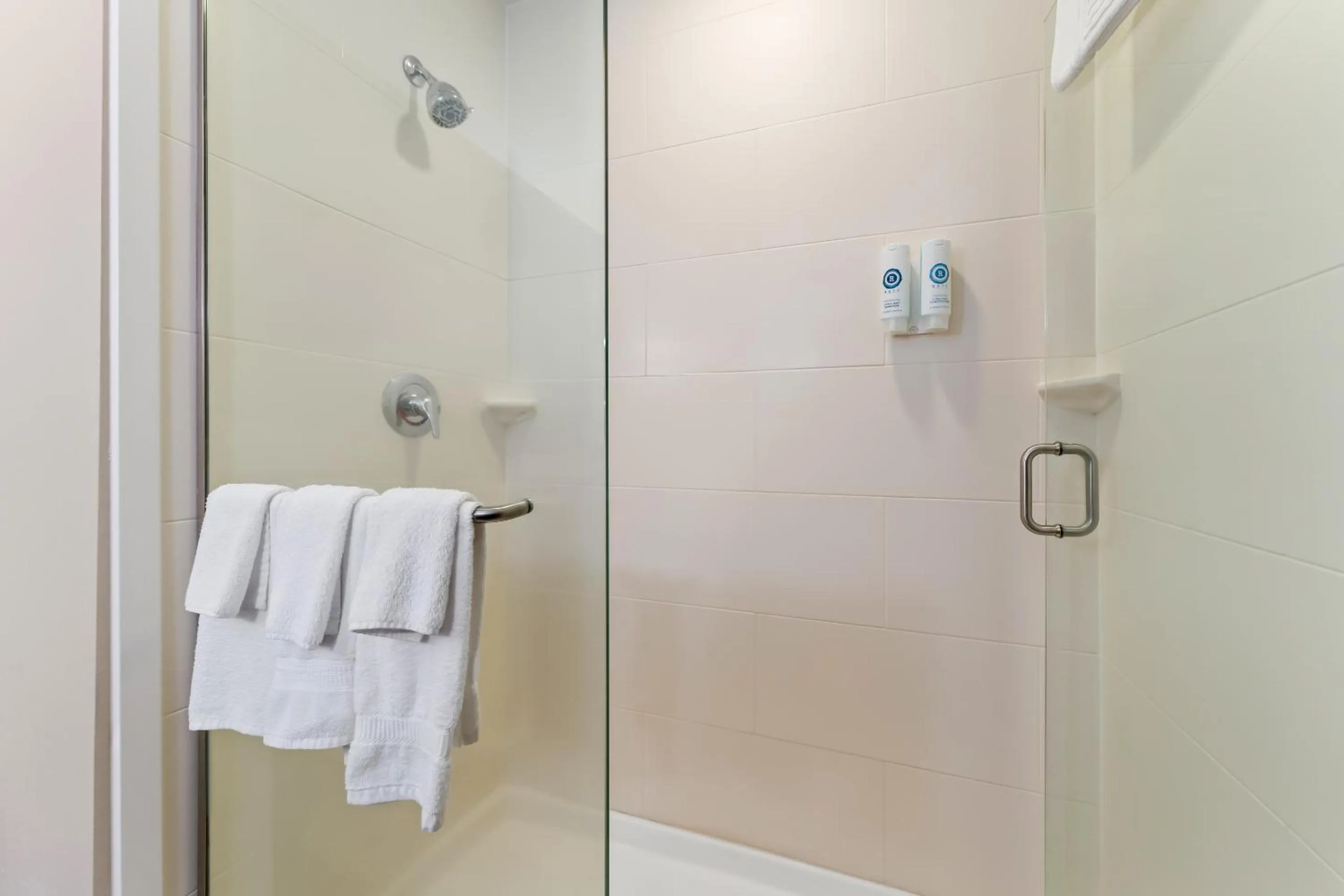 Bathroom in Comfort Inn & Suites Avera Southwest