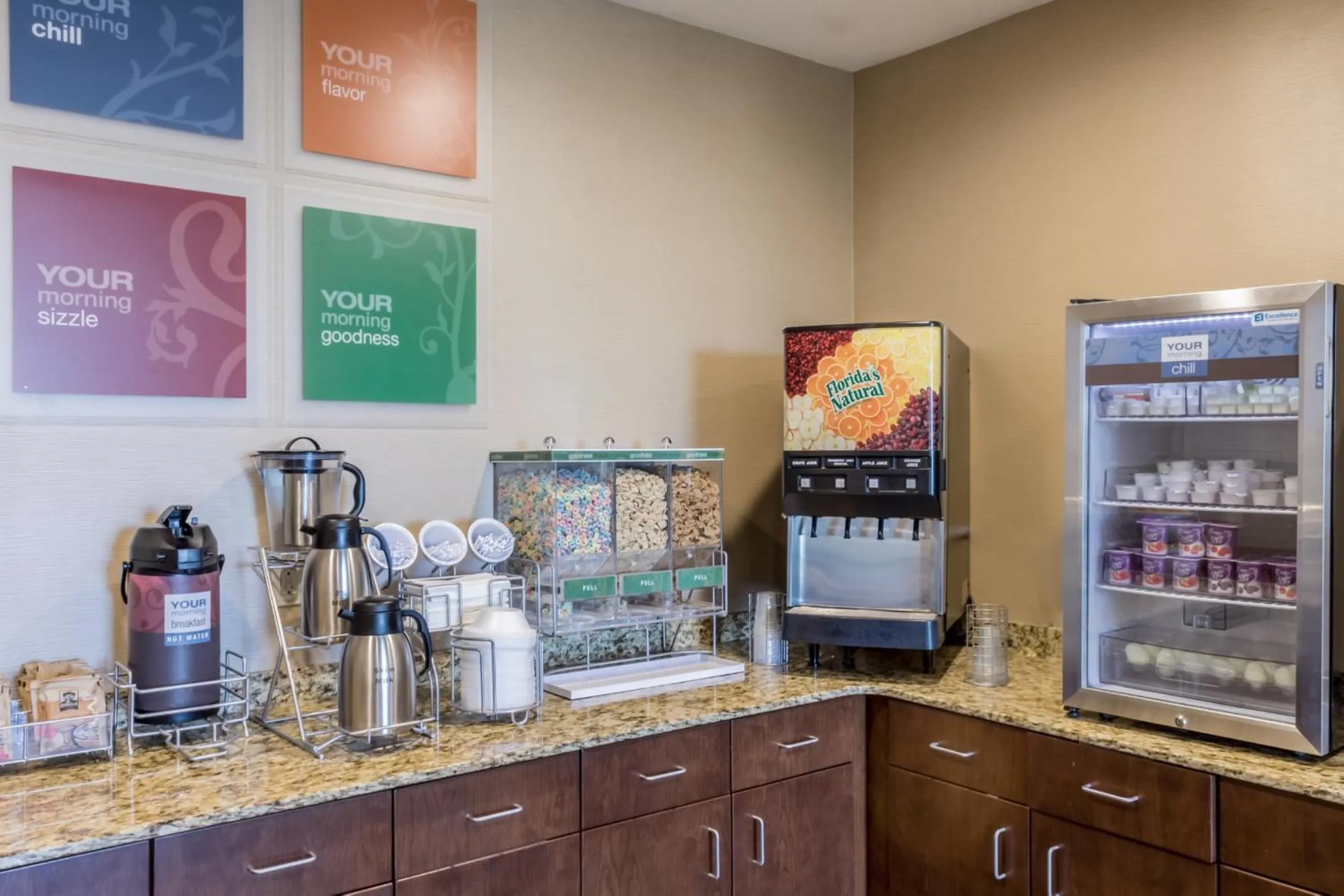 Continental breakfast in Comfort Inn & Suites Avera Southwest
