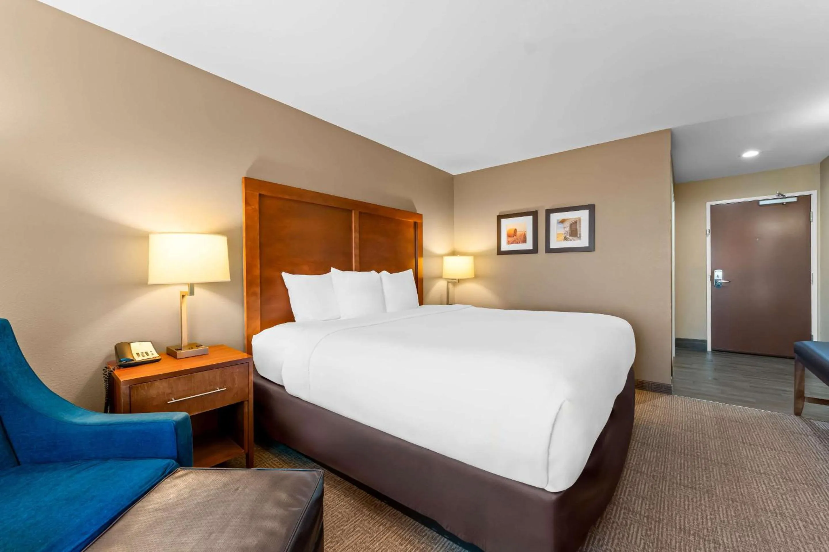 Bedroom, Bed in Comfort Inn & Suites Avera Southwest