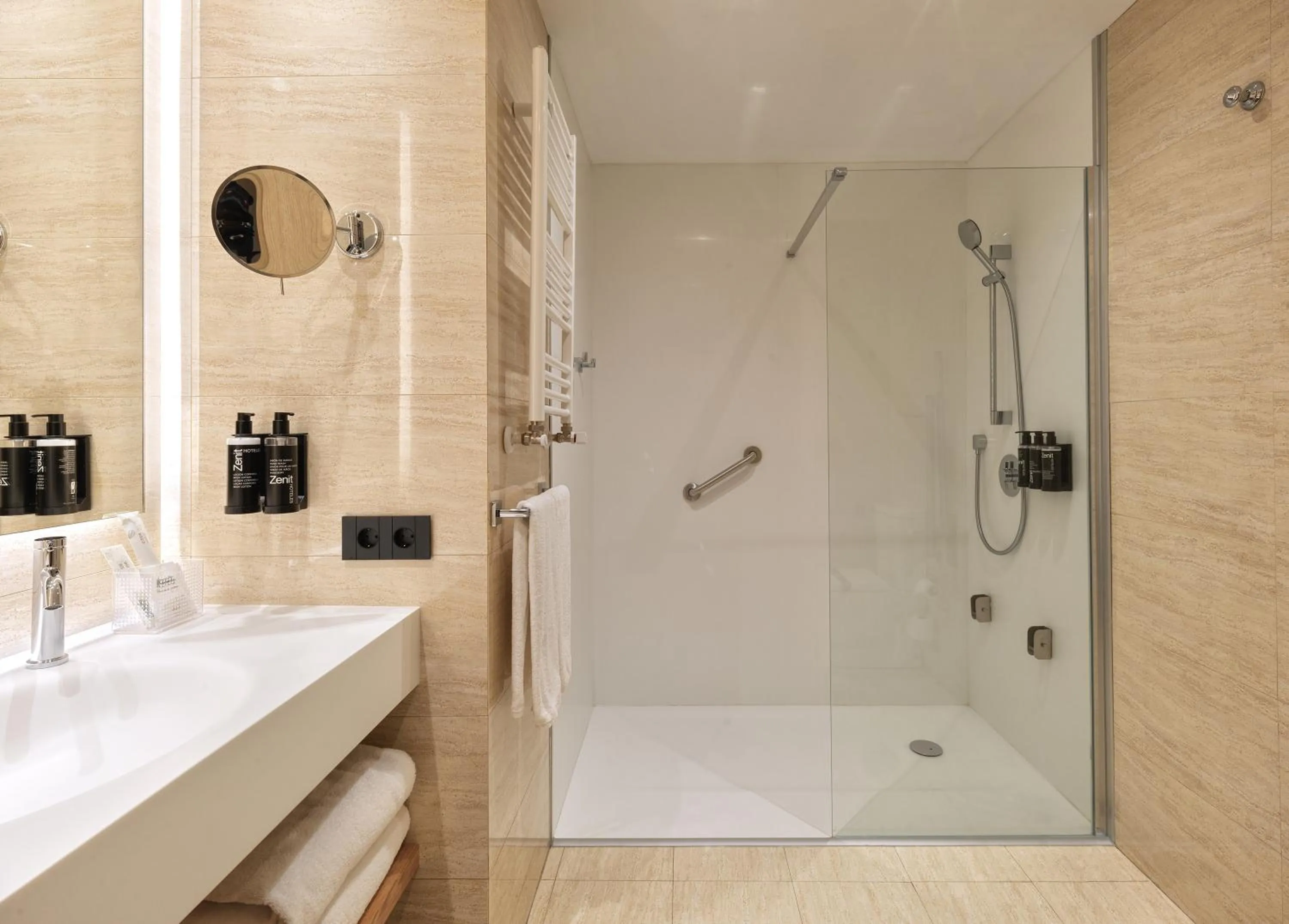 Shower in Zenit Coruña