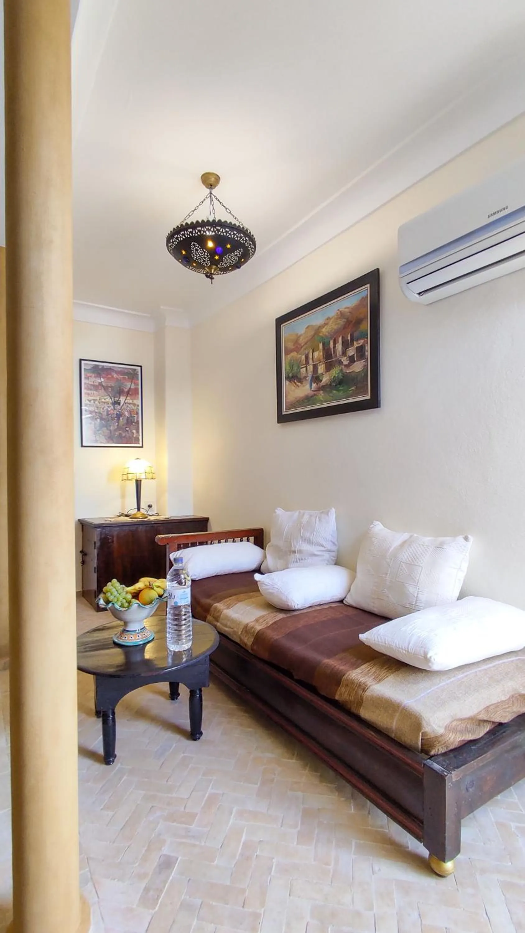 Photo of the whole room, Bed in RIAD DAR En-Nawat