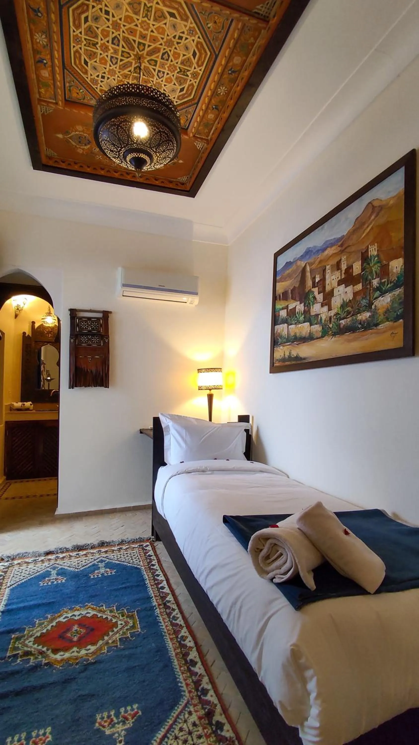 Bed in RIAD DAR En-Nawat