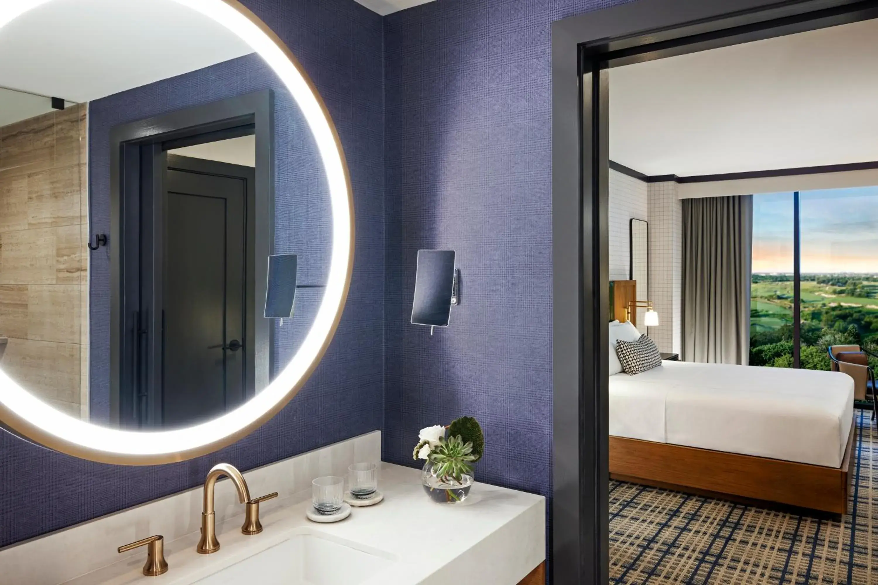 Premier Room 1 King Bed in Omni PGA Frisco Resort & Spa Premier Room 1 King Bed in Omni PGA Frisco Resort & Spa