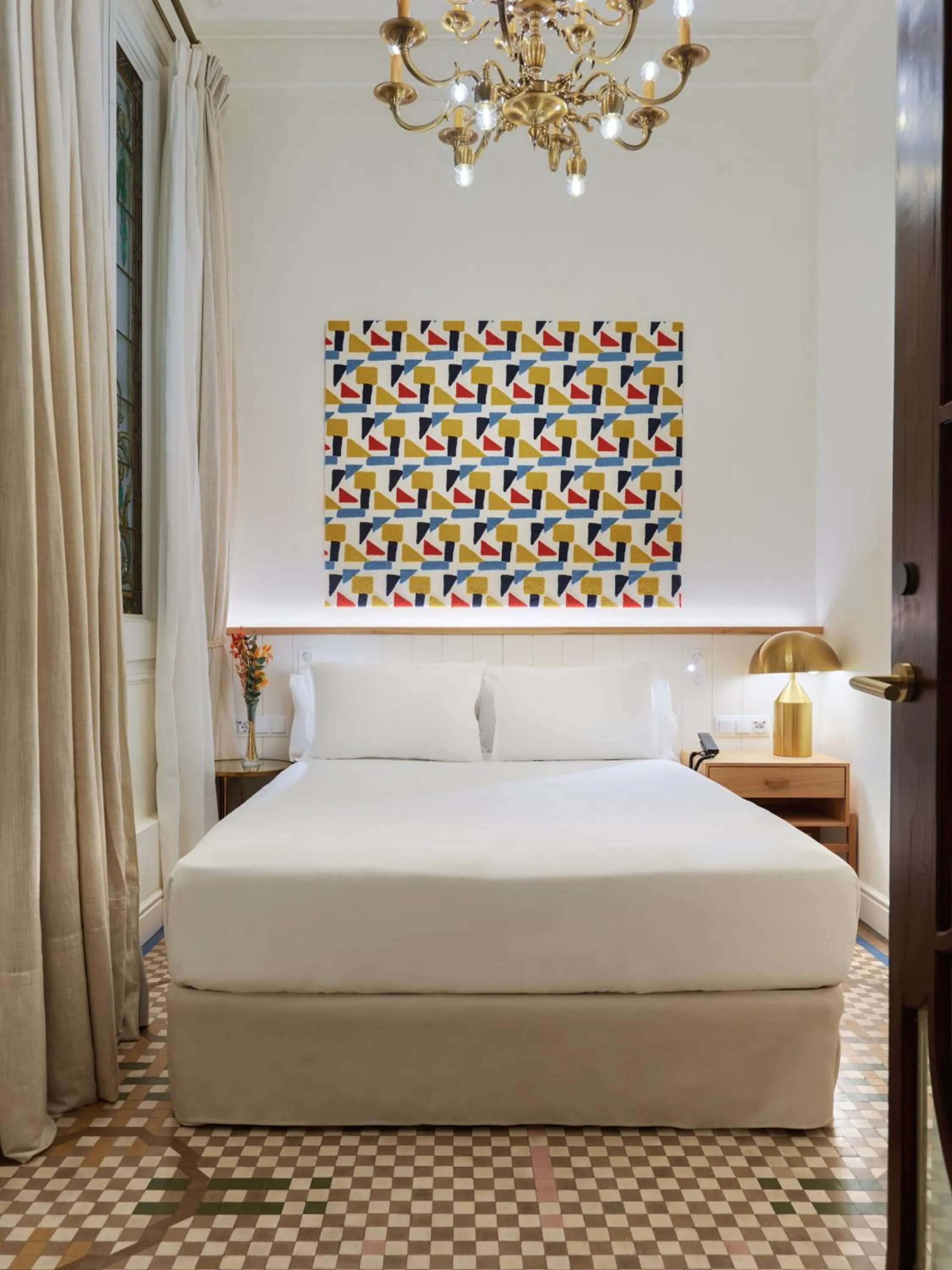 Bed in Boutique Hotel H10 Catalunya Plaza