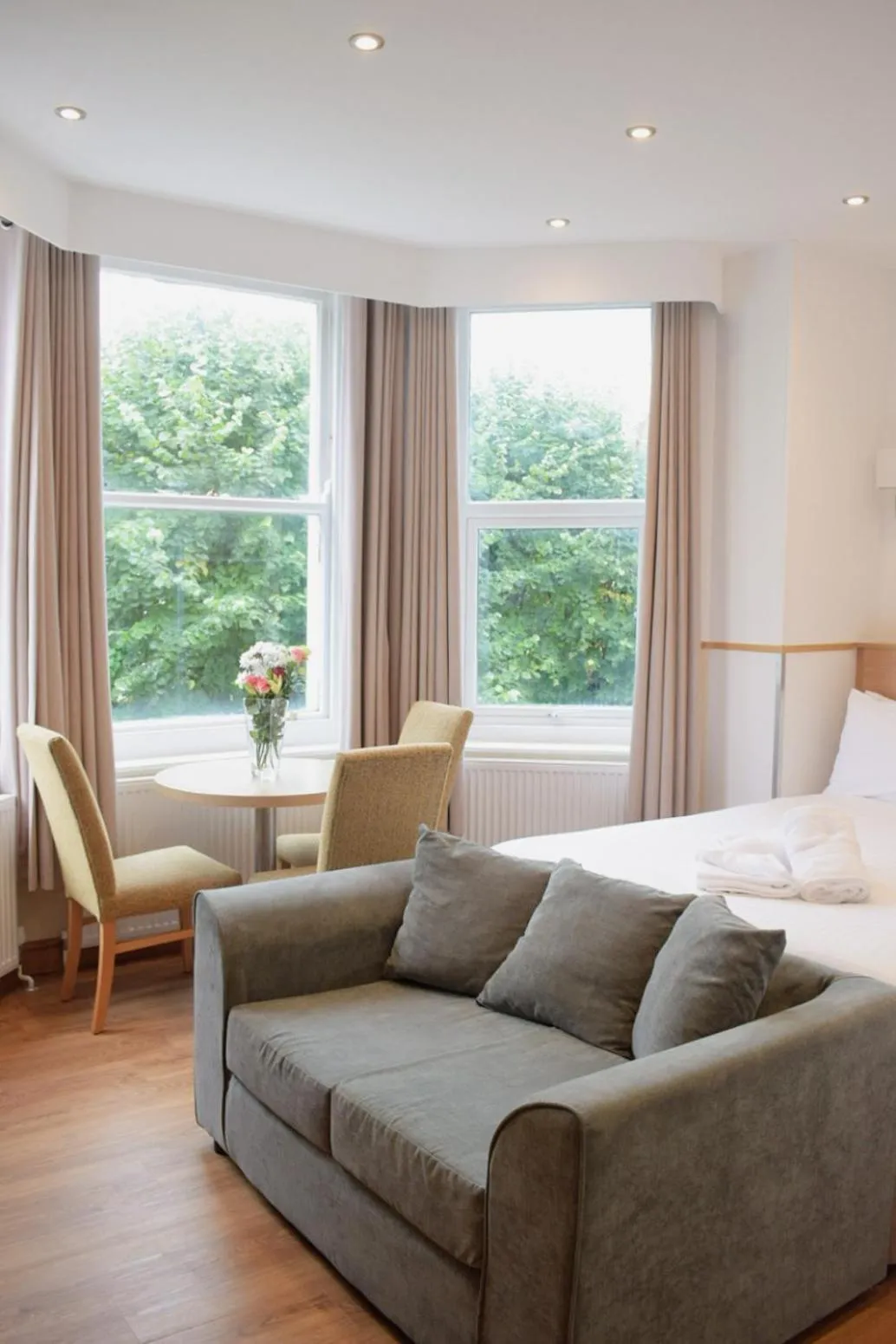 Bed in Osborne Aparthotel