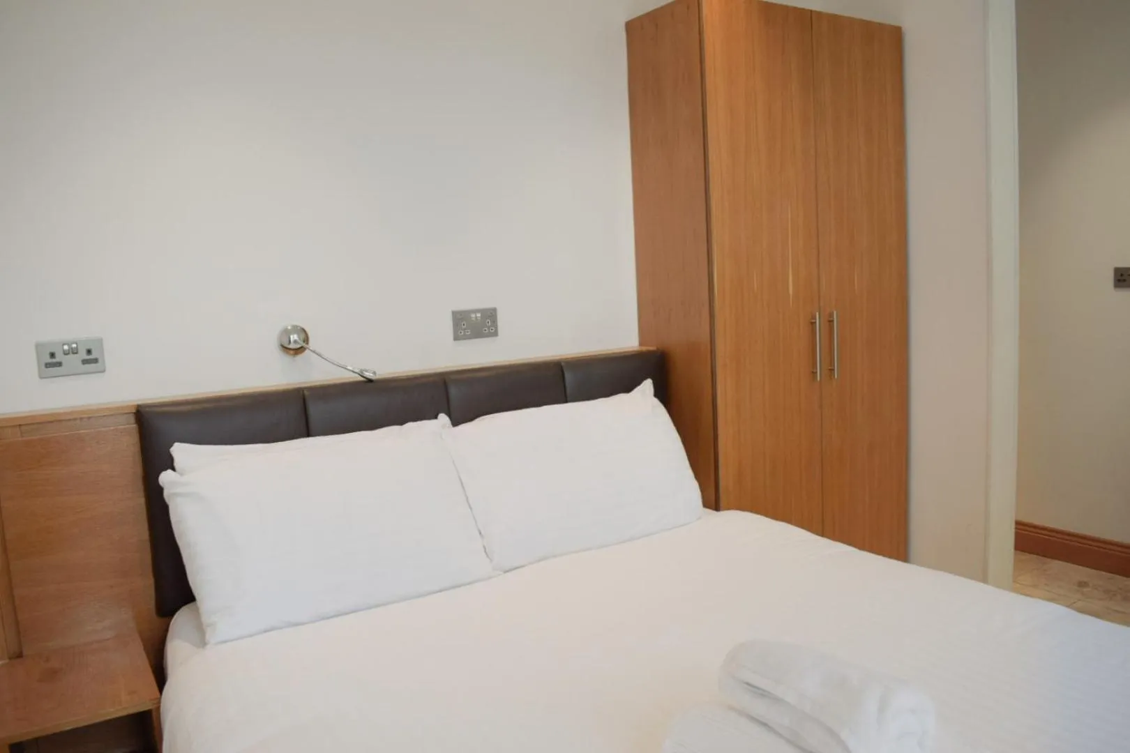 Bedroom, Bed in Osborne Aparthotel