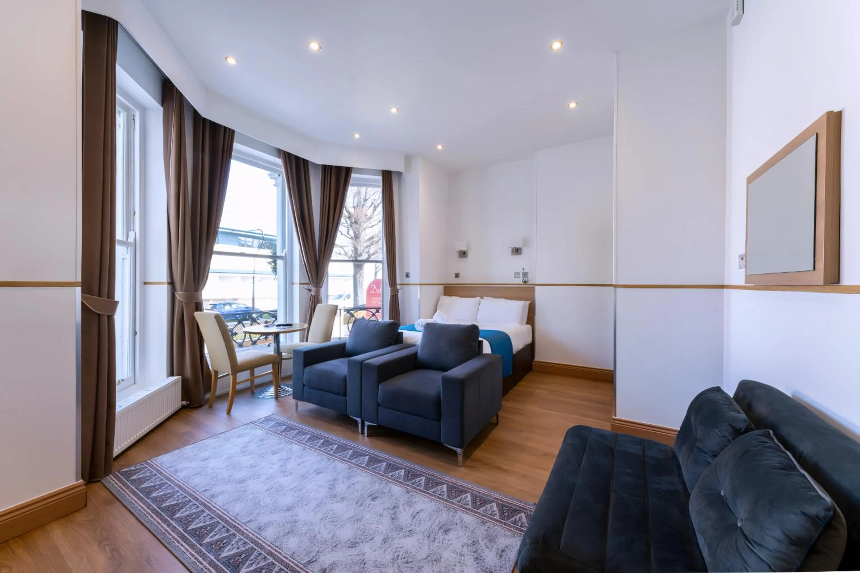 Bed in Osborne Aparthotel