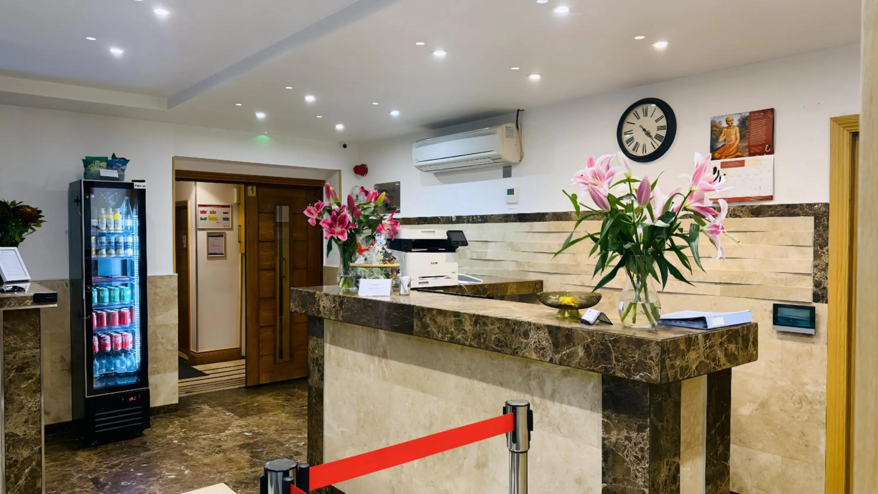 Lobby or reception in Osborne Aparthotel