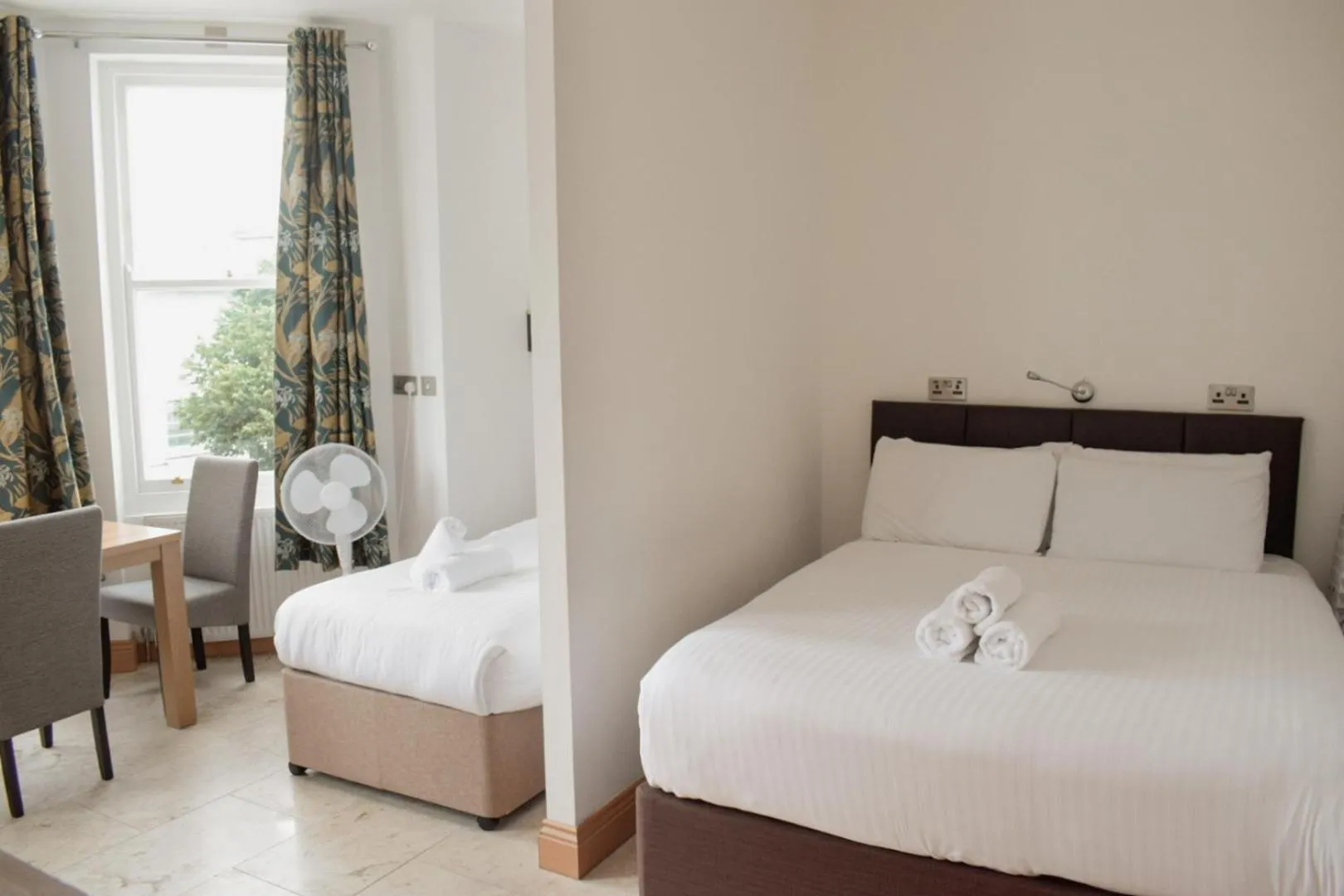 Photo of the whole room, Bed in Osborne Aparthotel